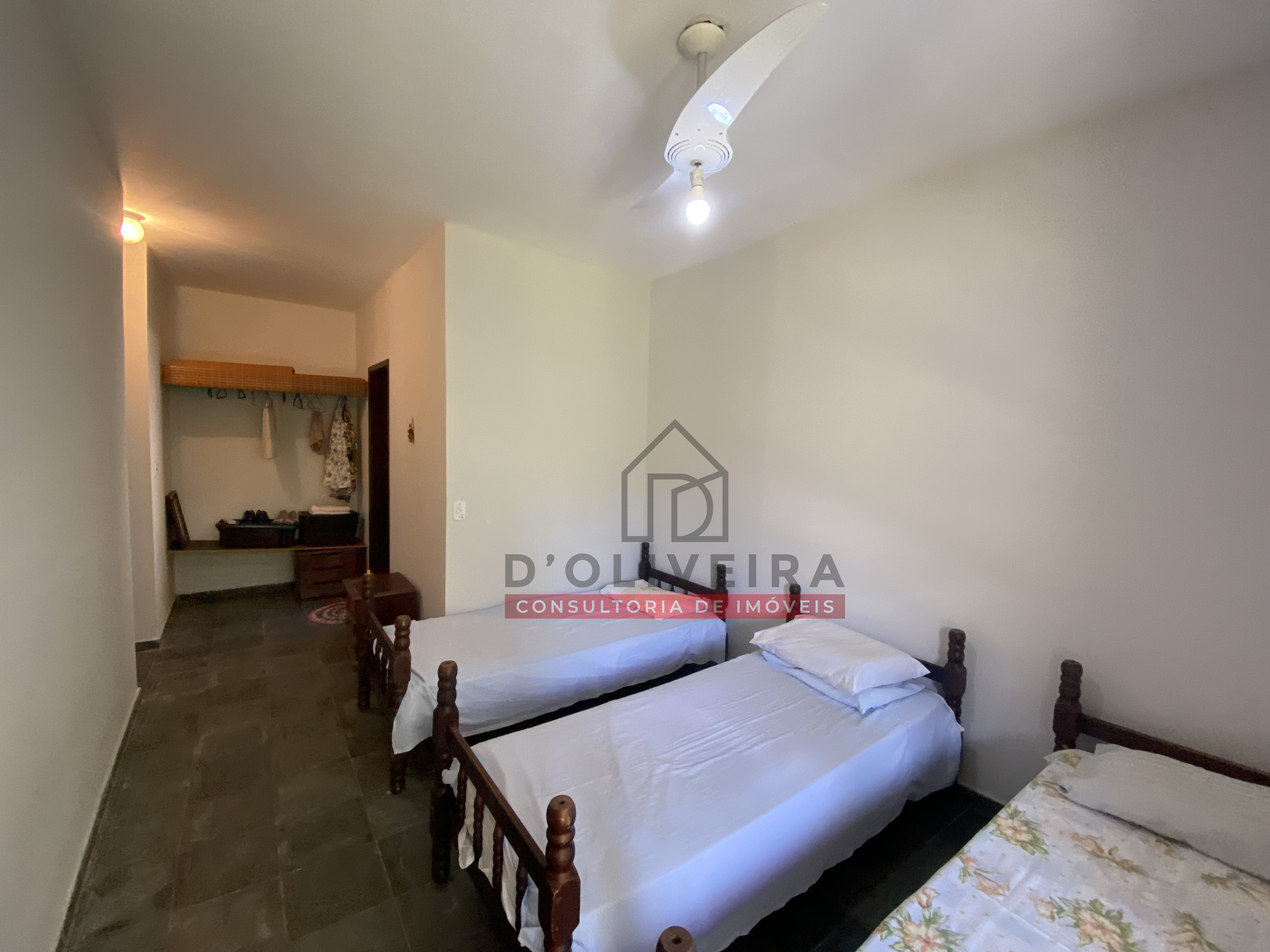 Casa térrea à venda no Guaraú - Peruíbe - SP