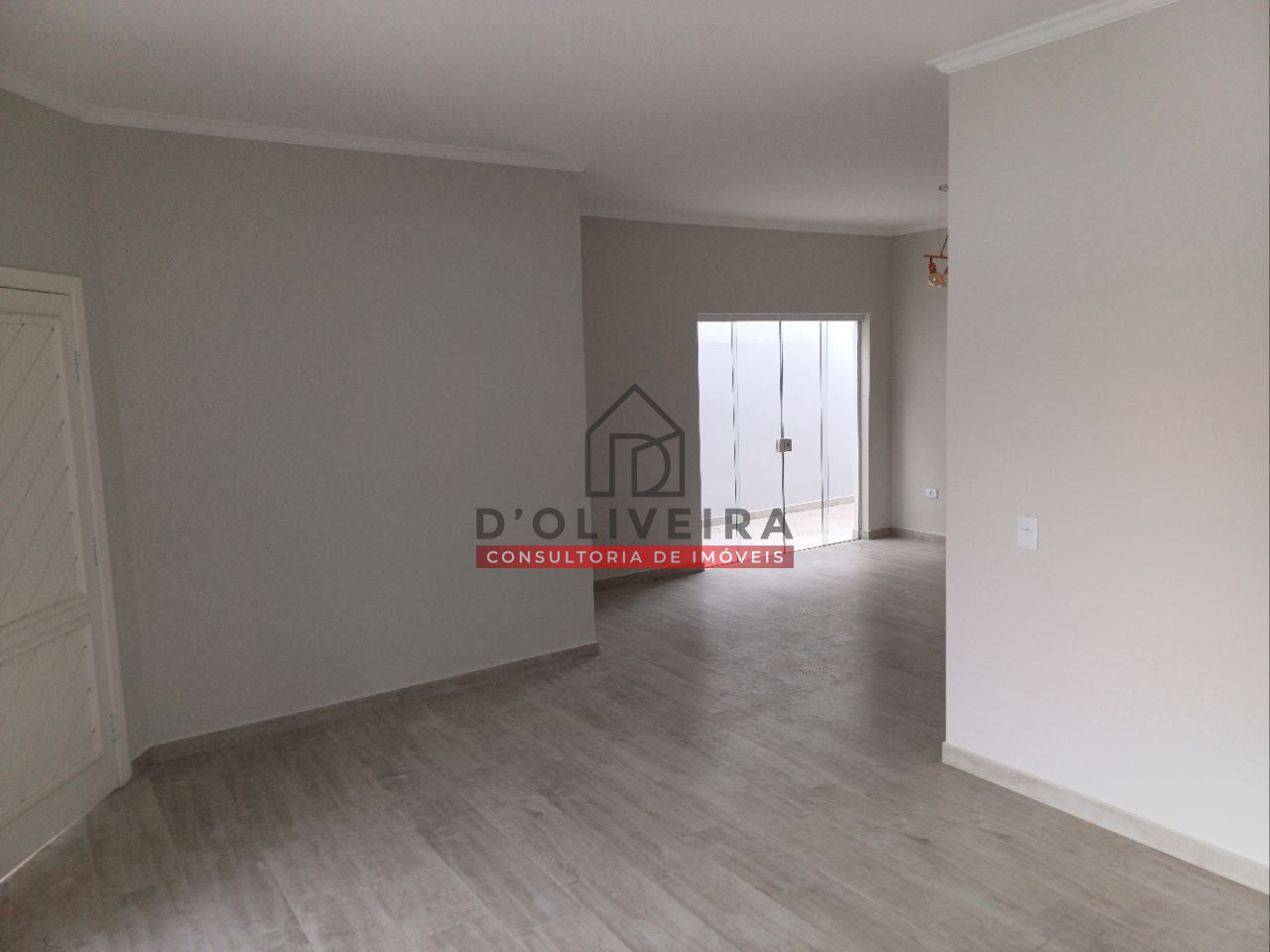 Casa térrea a 100 metros da praia no Bairro Oásis - Peruíbe - SP