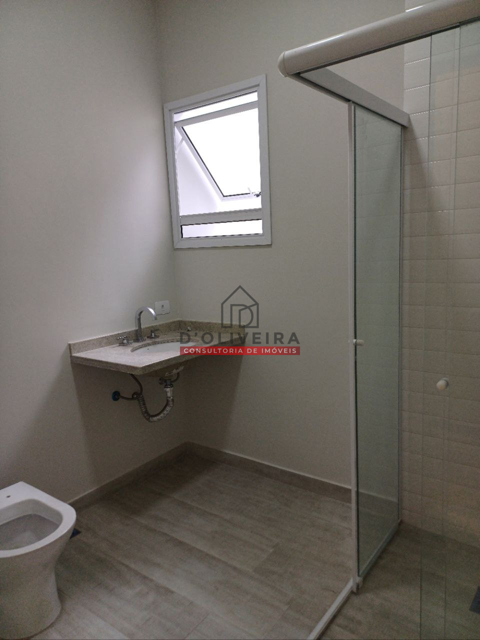 Casa térrea a 100 metros da praia no Bairro Oásis - Peruíbe - SP