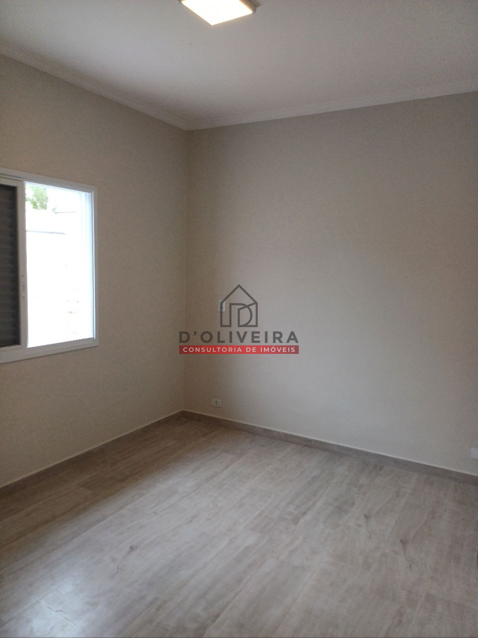 Casa térrea a 100 metros da praia no Bairro Oásis - Peruíbe - SP