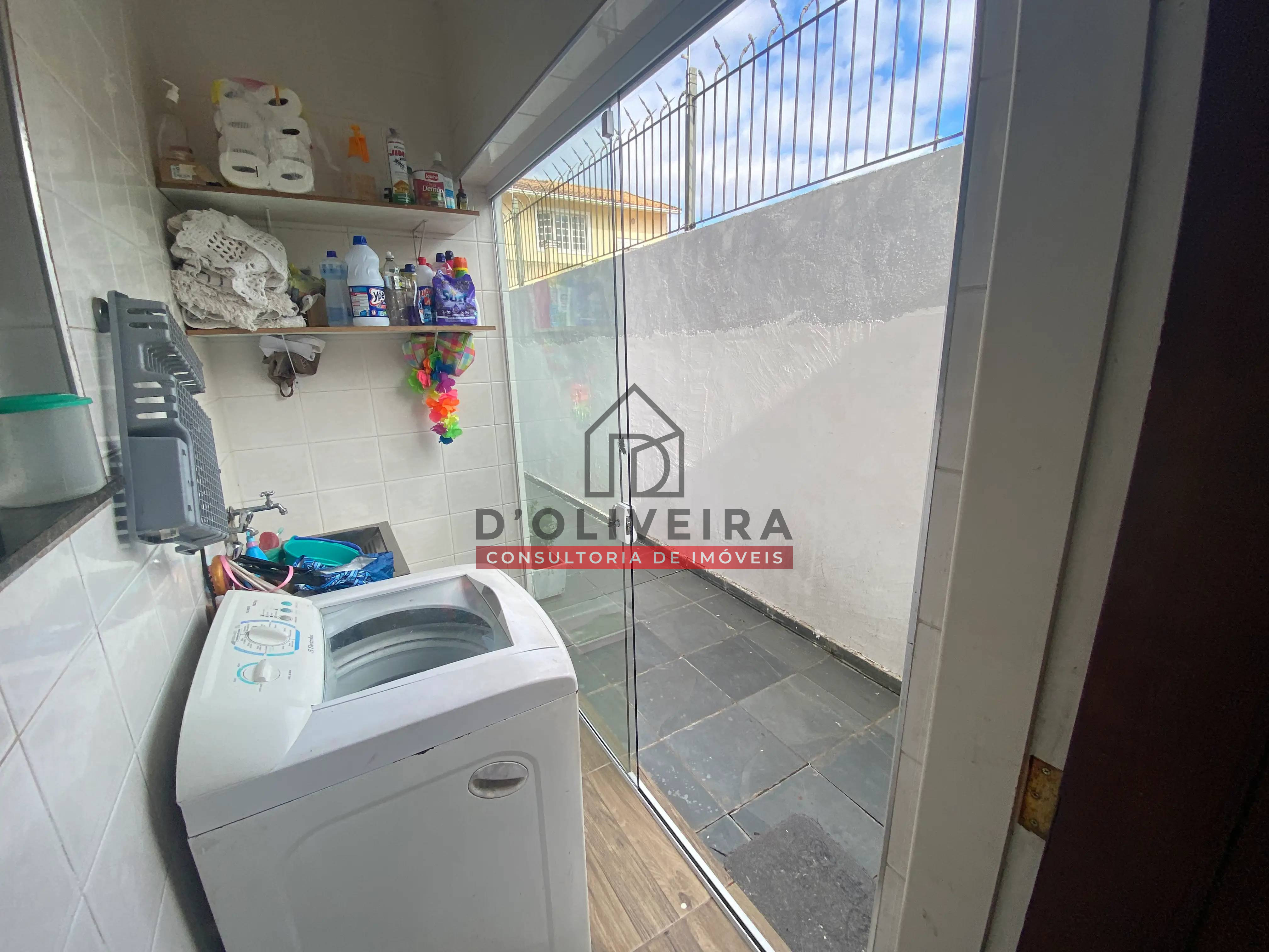 Casa térrea à venda no Balneário Oásis - Peruíbe - SP
