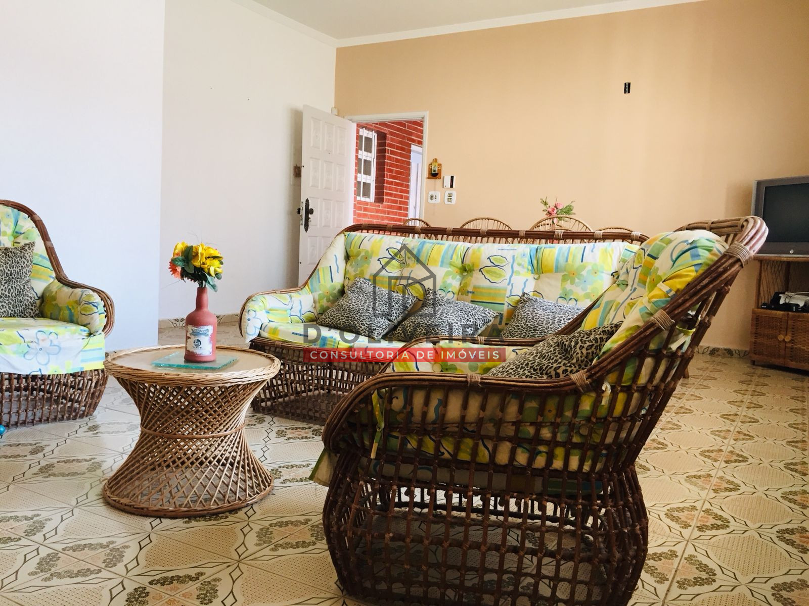 Casa térrea para venda no Centro de Peruíbe - SP