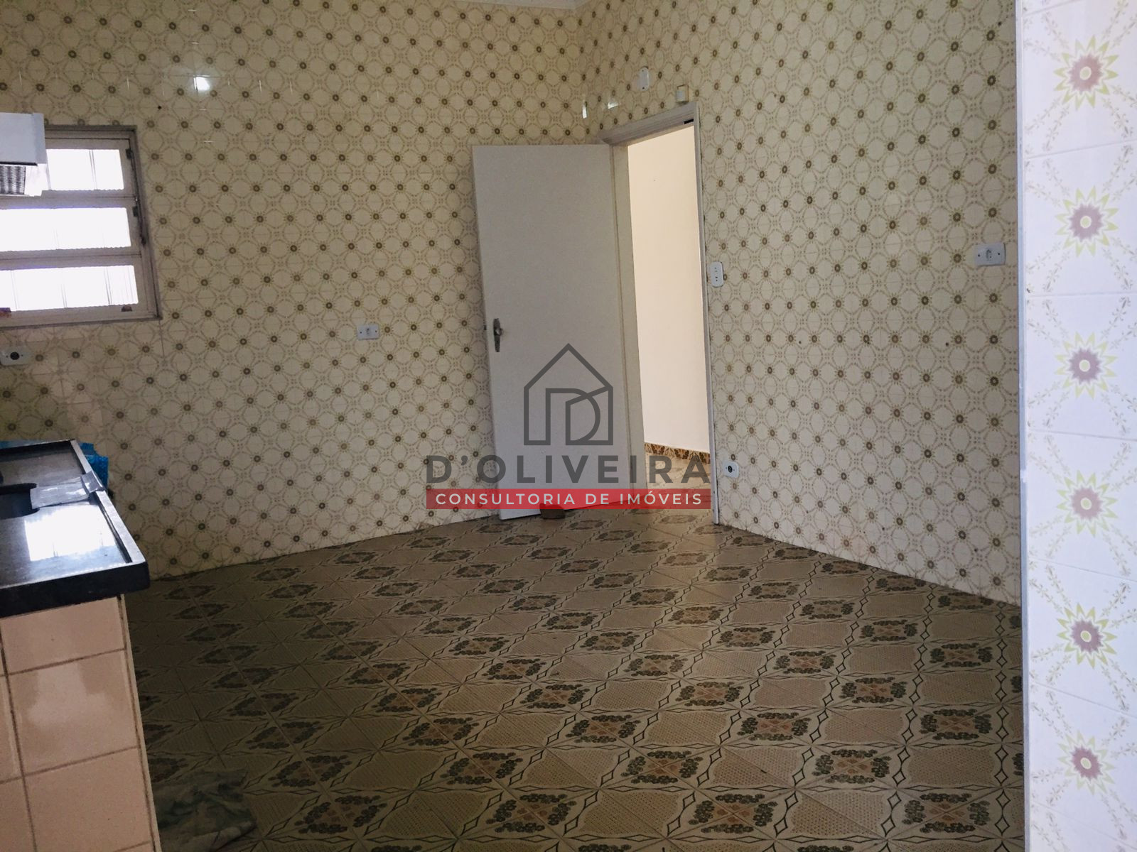 Casa térrea para venda no Centro de Peruíbe - SP