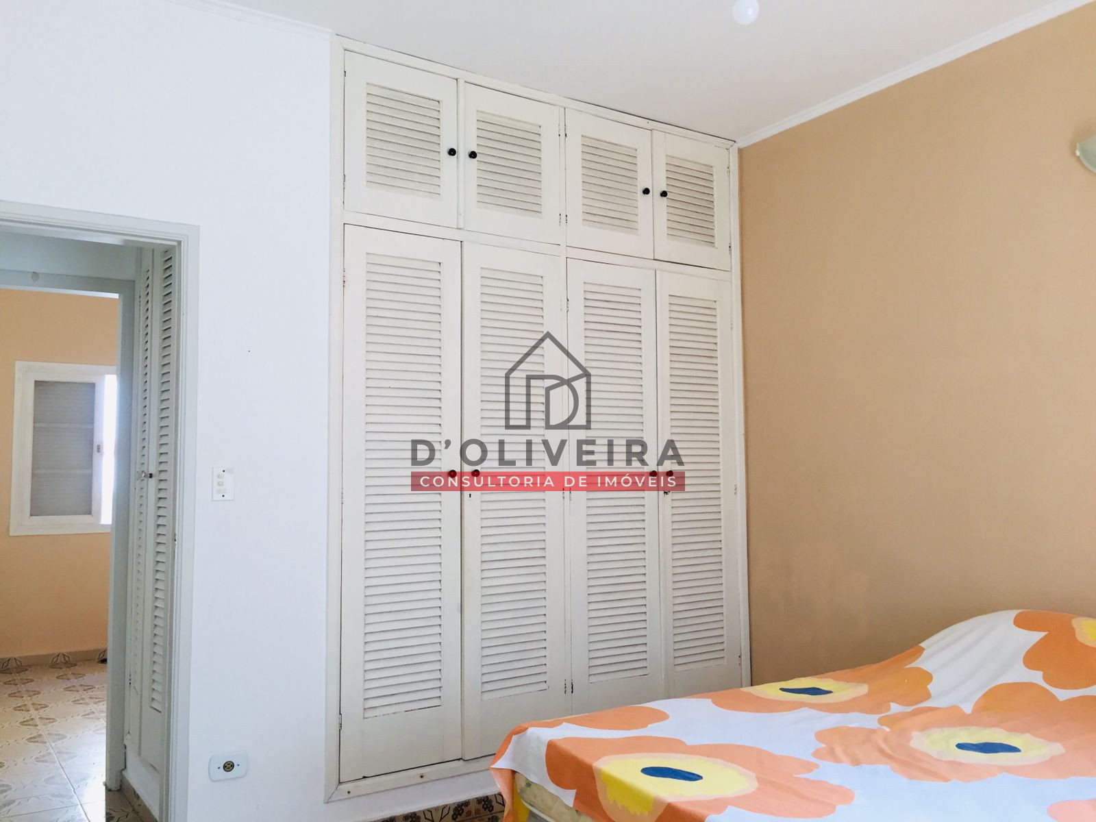 Casa térrea para venda no Centro de Peruíbe - SP