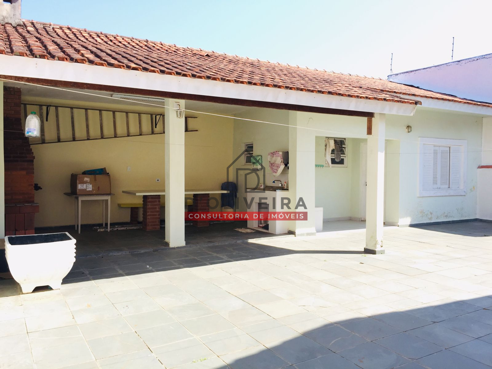 Casa térrea para venda no Centro de Peruíbe - SP