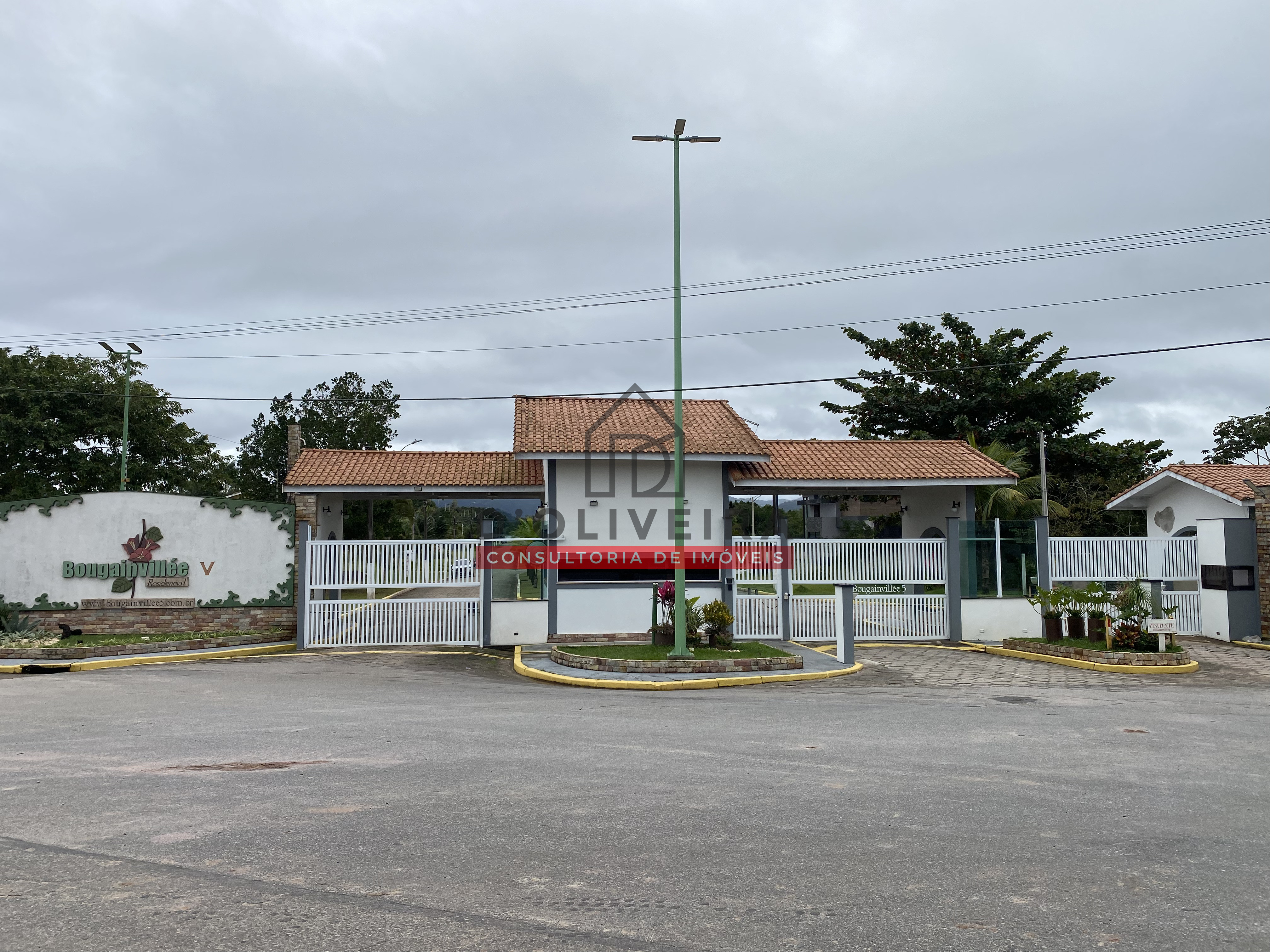 Terreno de 1090m² à venda no Condomínio Bougainvillée Residencial V - Peruíbe - SP
