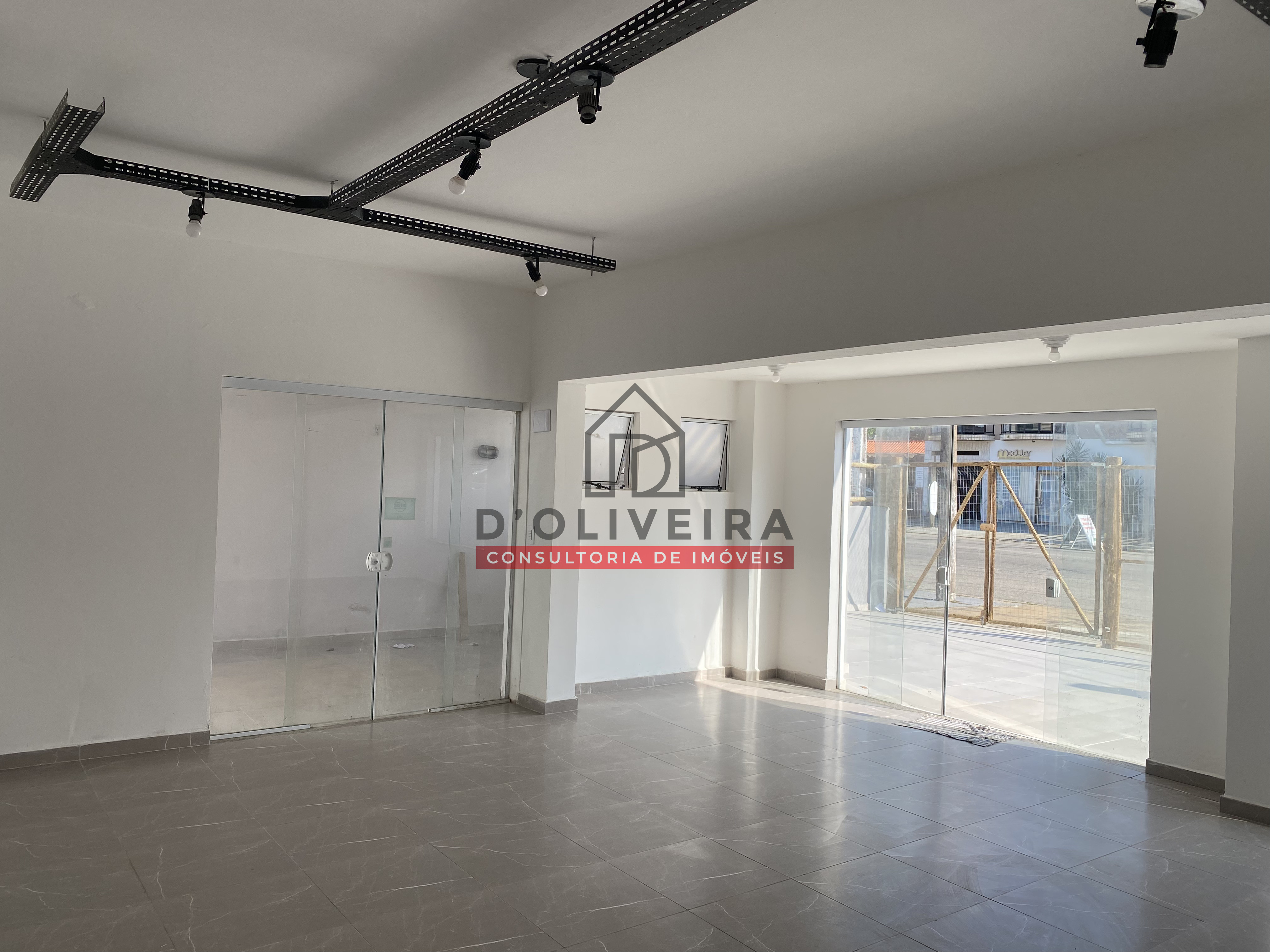 Salão Comercial à venda no Avenida Padre Anchieta- Peruíbe - SP