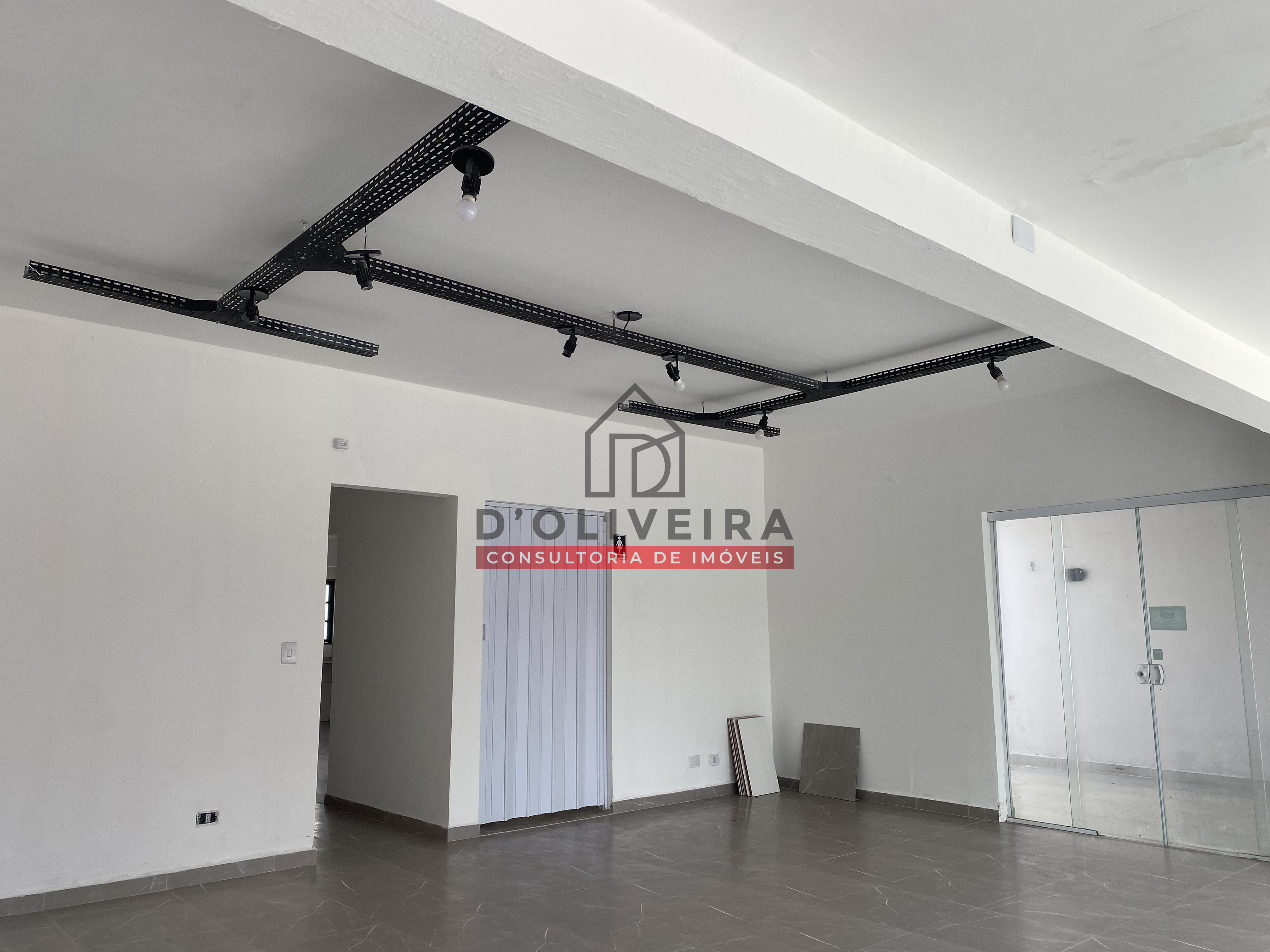 Salão Comercial à venda no Avenida Padre Anchieta- Peruíbe - SP