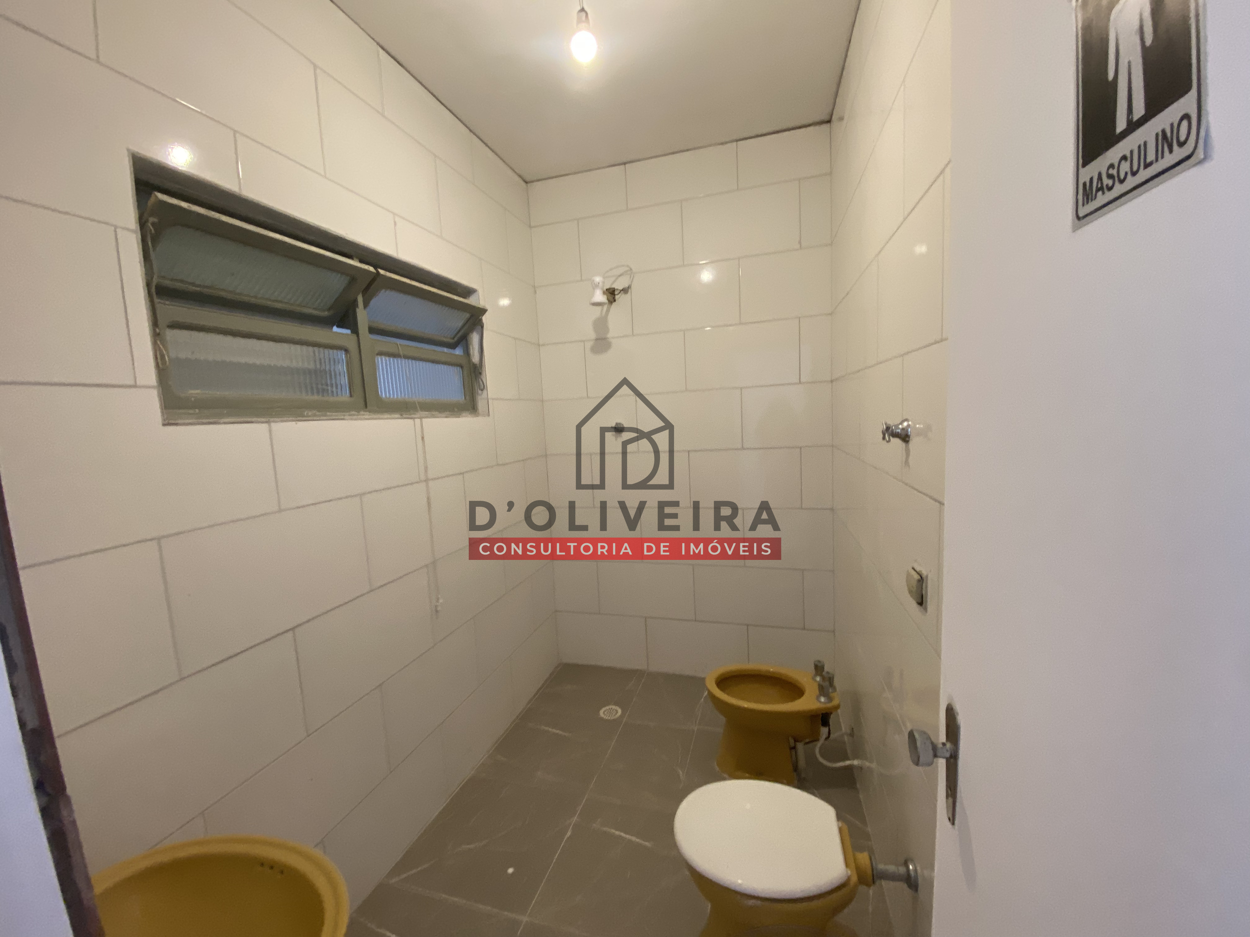 Salão Comercial à venda no Avenida Padre Anchieta- Peruíbe - SP