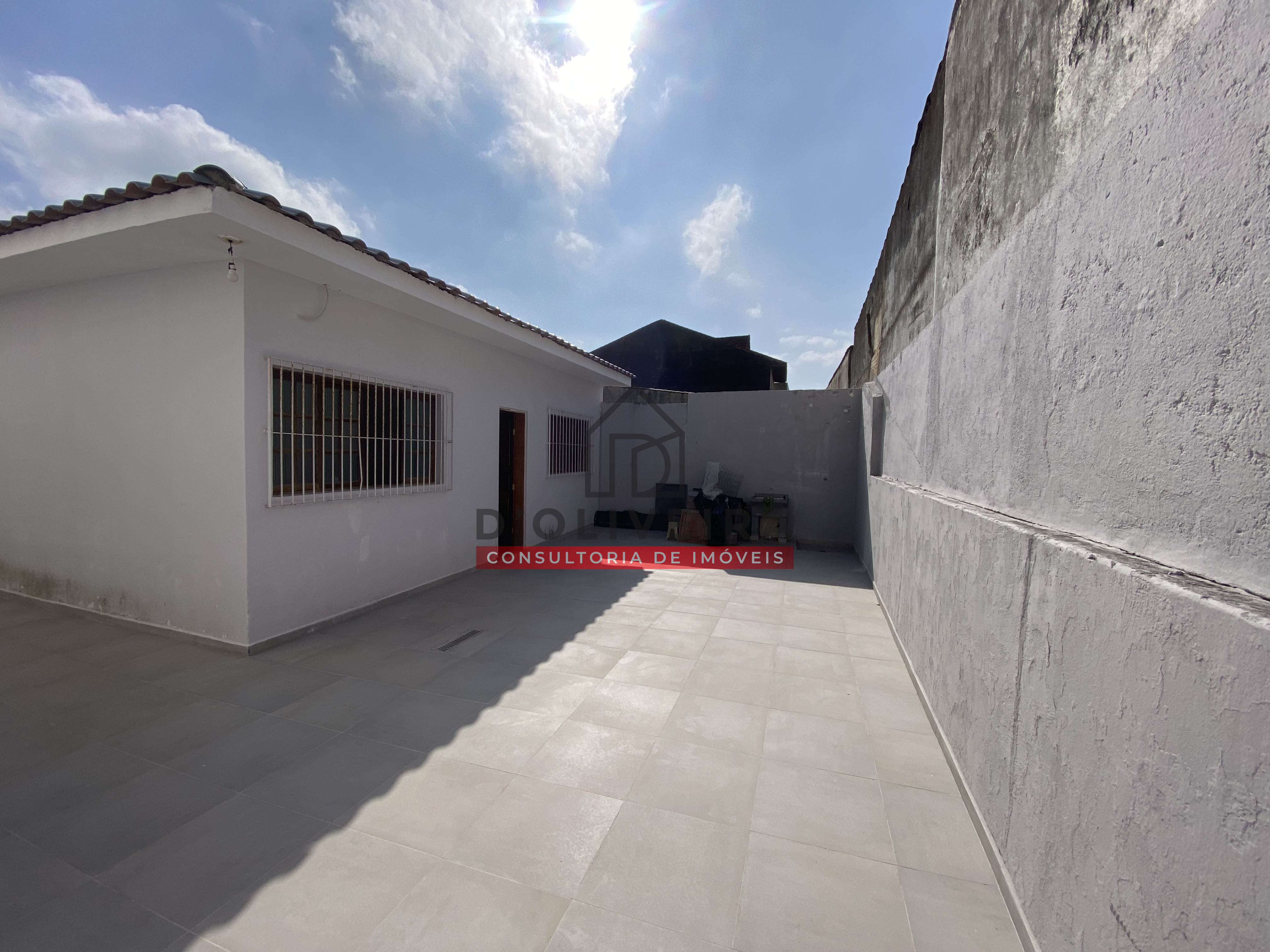 Salão Comercial à venda no Avenida Padre Anchieta- Peruíbe - SP