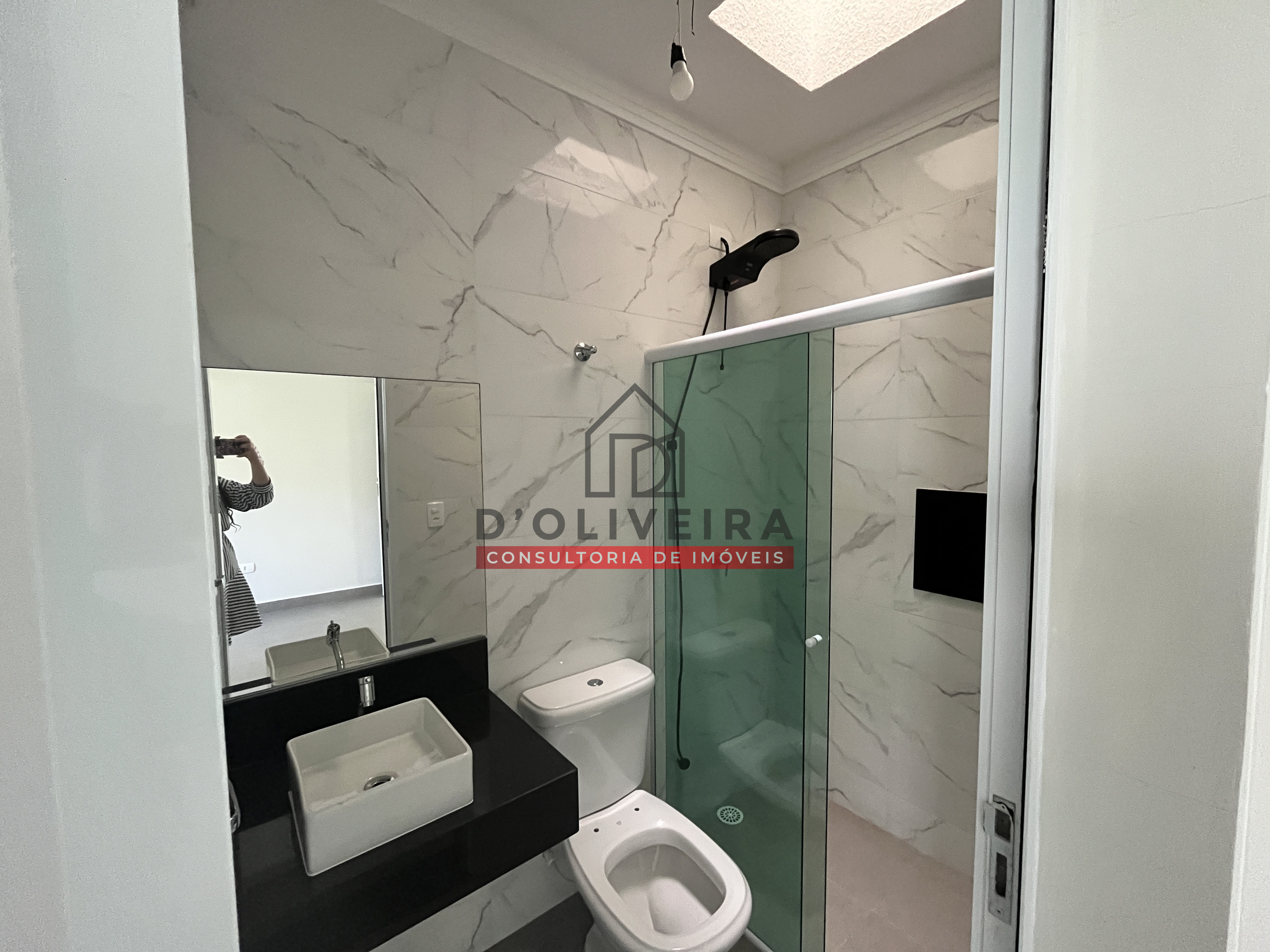 Casa moderna com piscina à venda na Cidade Nova Peruíbe - Peruíbe - SP