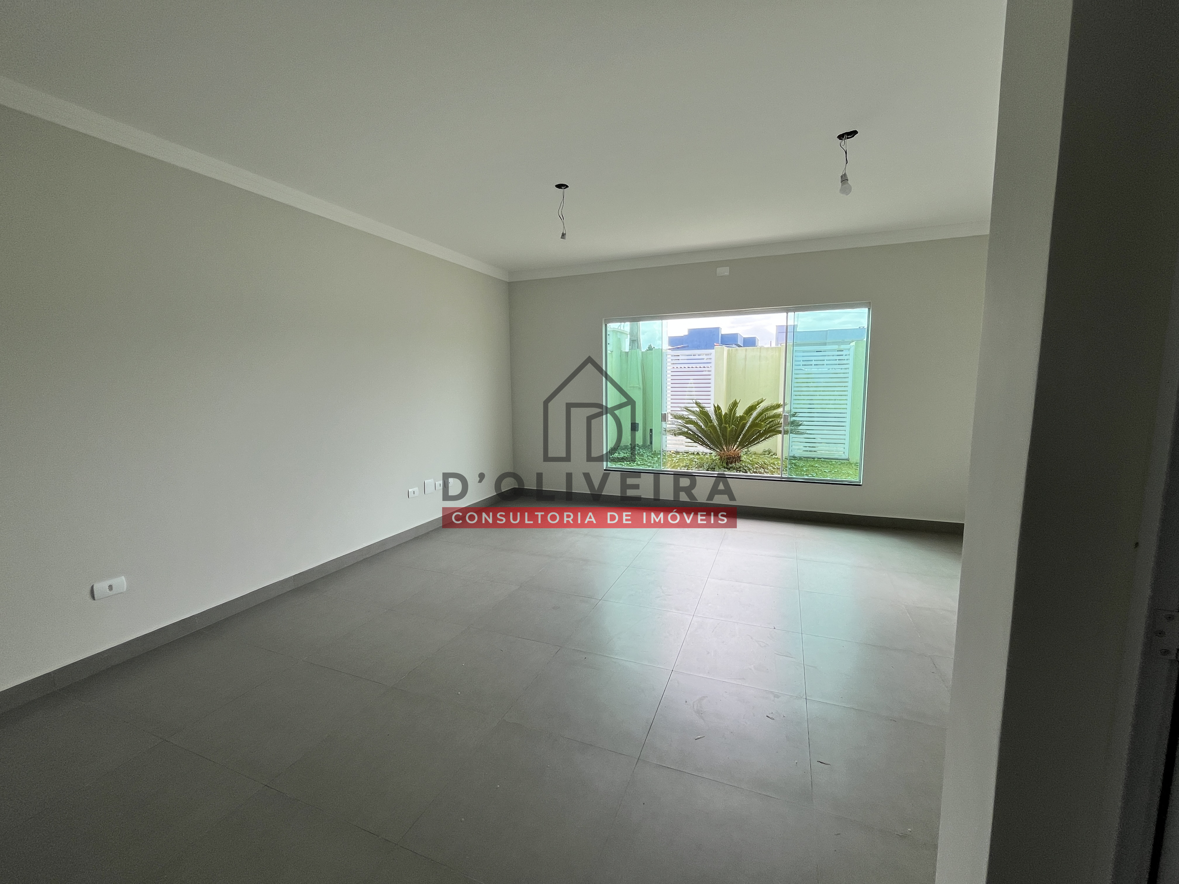 Casa moderna com piscina à venda na Cidade Nova Peruíbe - Peruíbe - SP