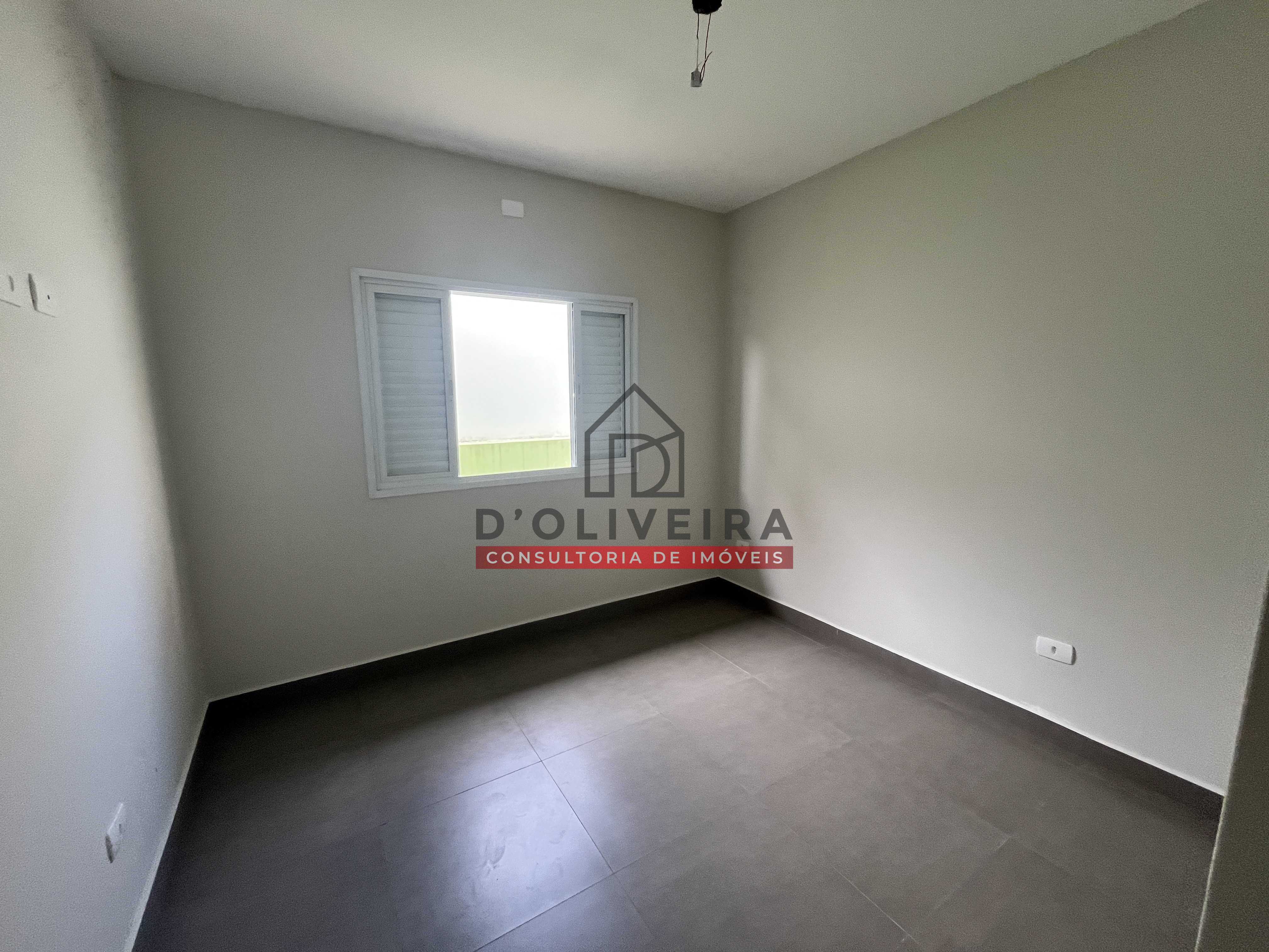 Casa moderna com piscina à venda na Cidade Nova Peruíbe - Peruíbe - SP