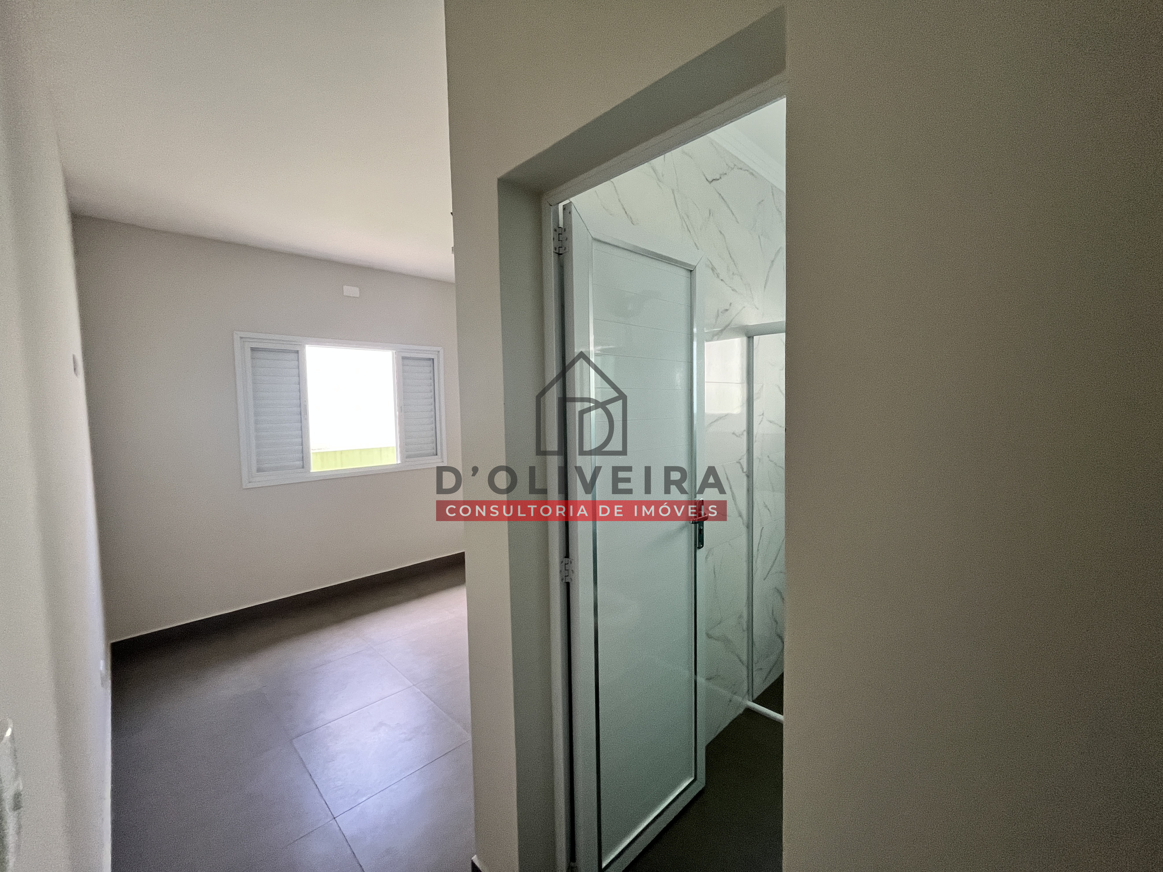 Casa moderna com piscina à venda na Cidade Nova Peruíbe - Peruíbe - SP