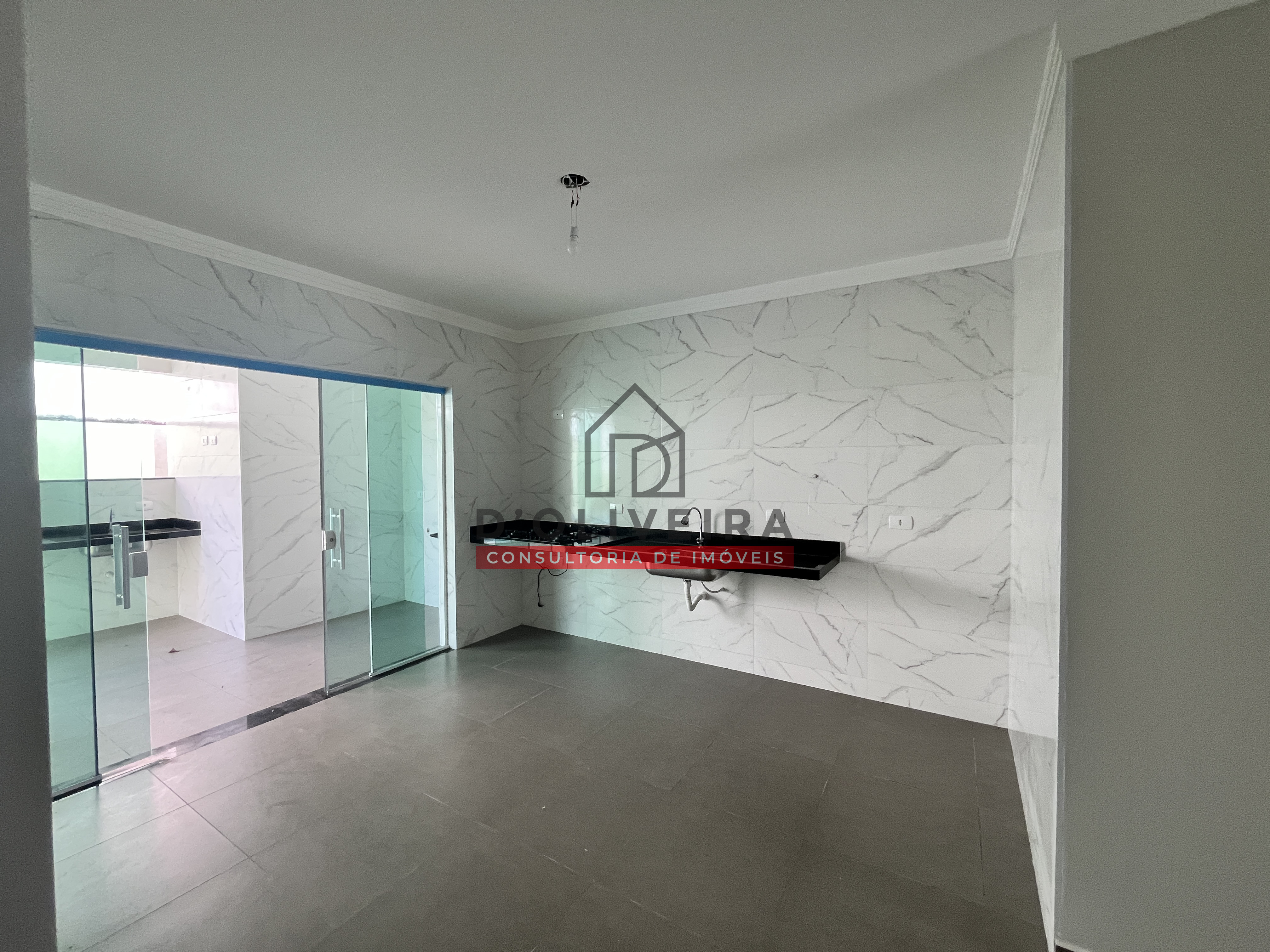 Casa moderna com piscina à venda na Cidade Nova Peruíbe - Peruíbe - SP