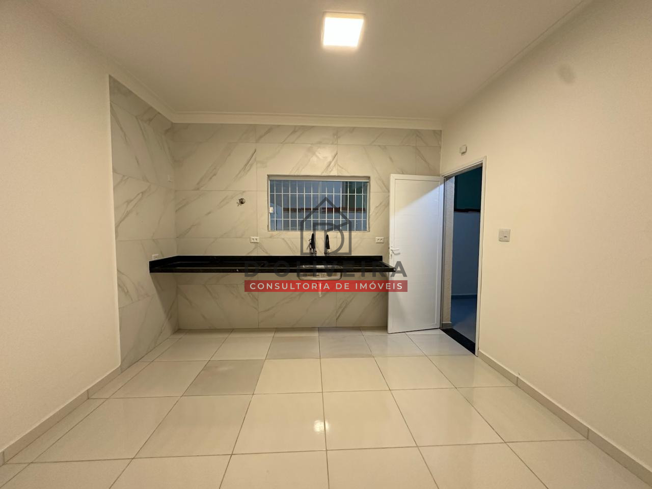 Casa geminada com piscina a venda no Bairro Stella Maris - Peruíbe - SP