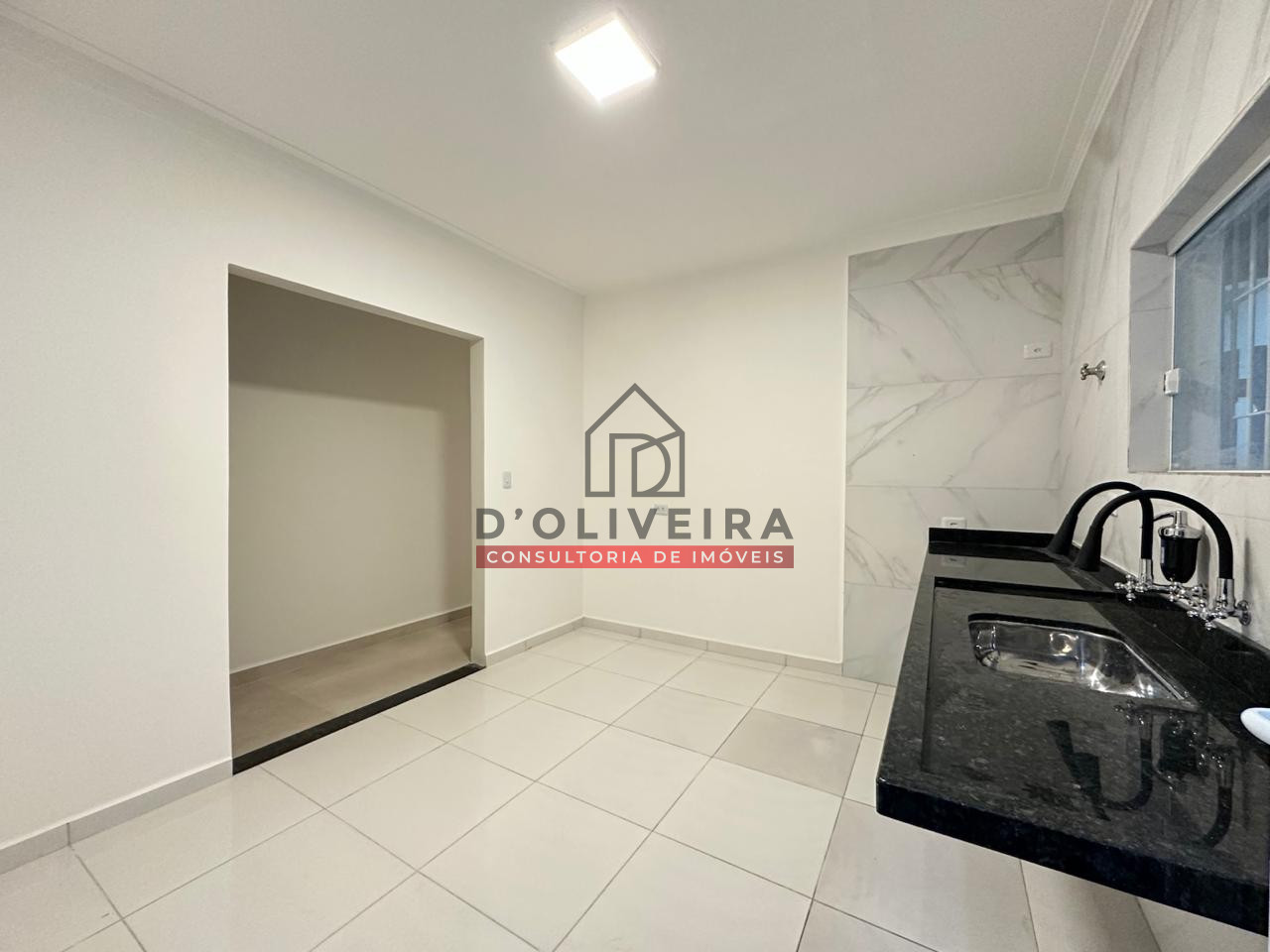 Casa geminada com piscina a venda no Bairro Stella Maris - Peruíbe - SP