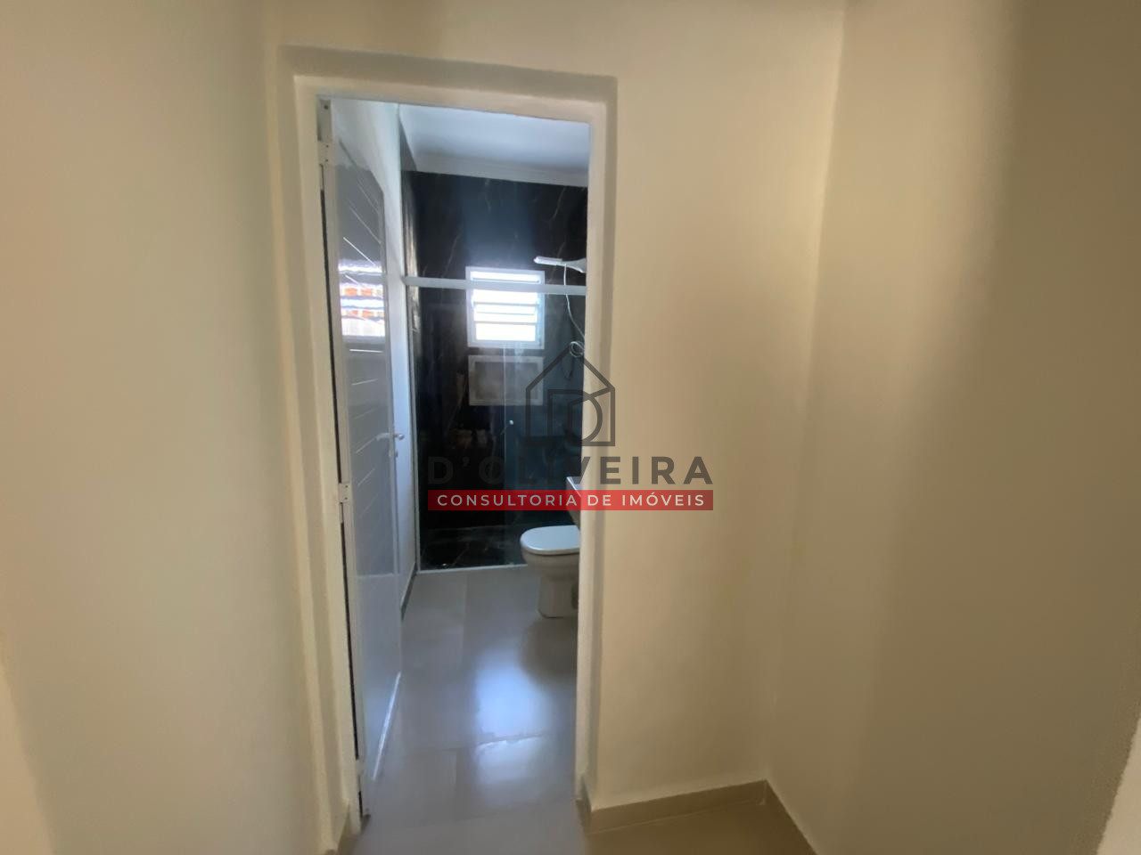 Casa geminada com piscina a venda no Bairro Stella Maris - Peruíbe - SP