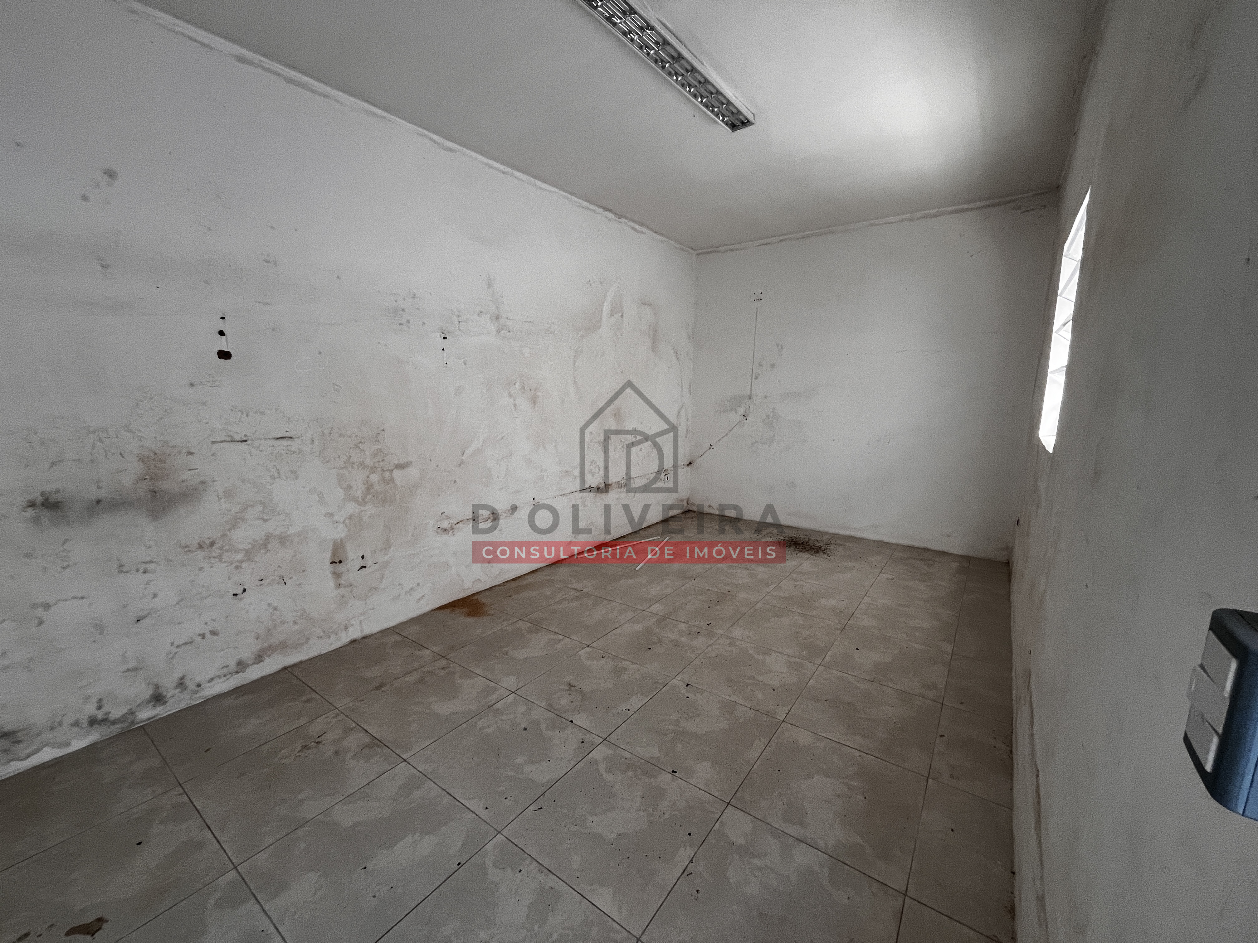 Loja/galpão para locação com 330 metros quadrados no Bairro Cidade Nova Peruíbe - Peruíbe - SP