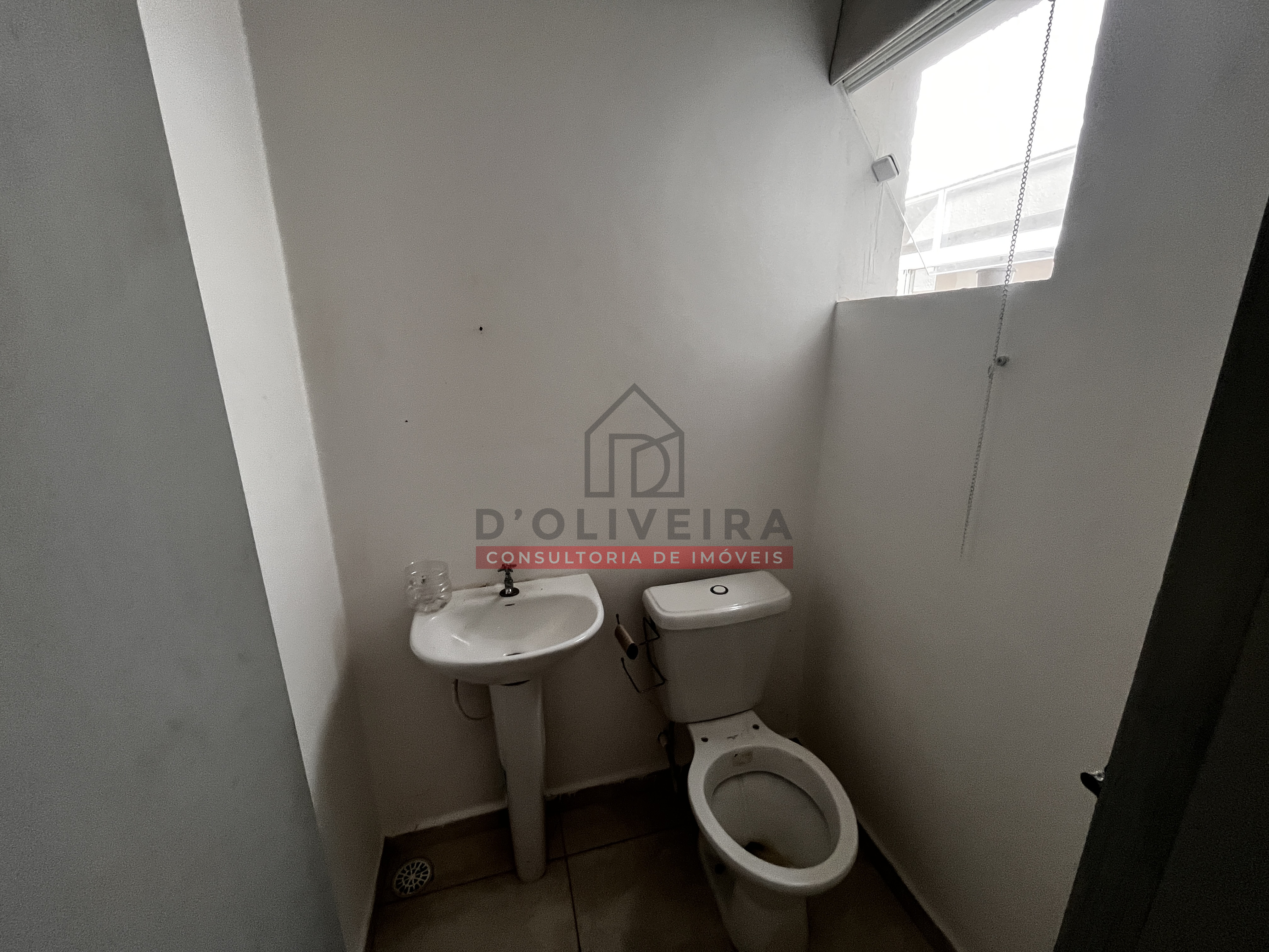 Loja/galpão para locação com 330 metros quadrados no Bairro Cidade Nova Peruíbe - Peruíbe - SP