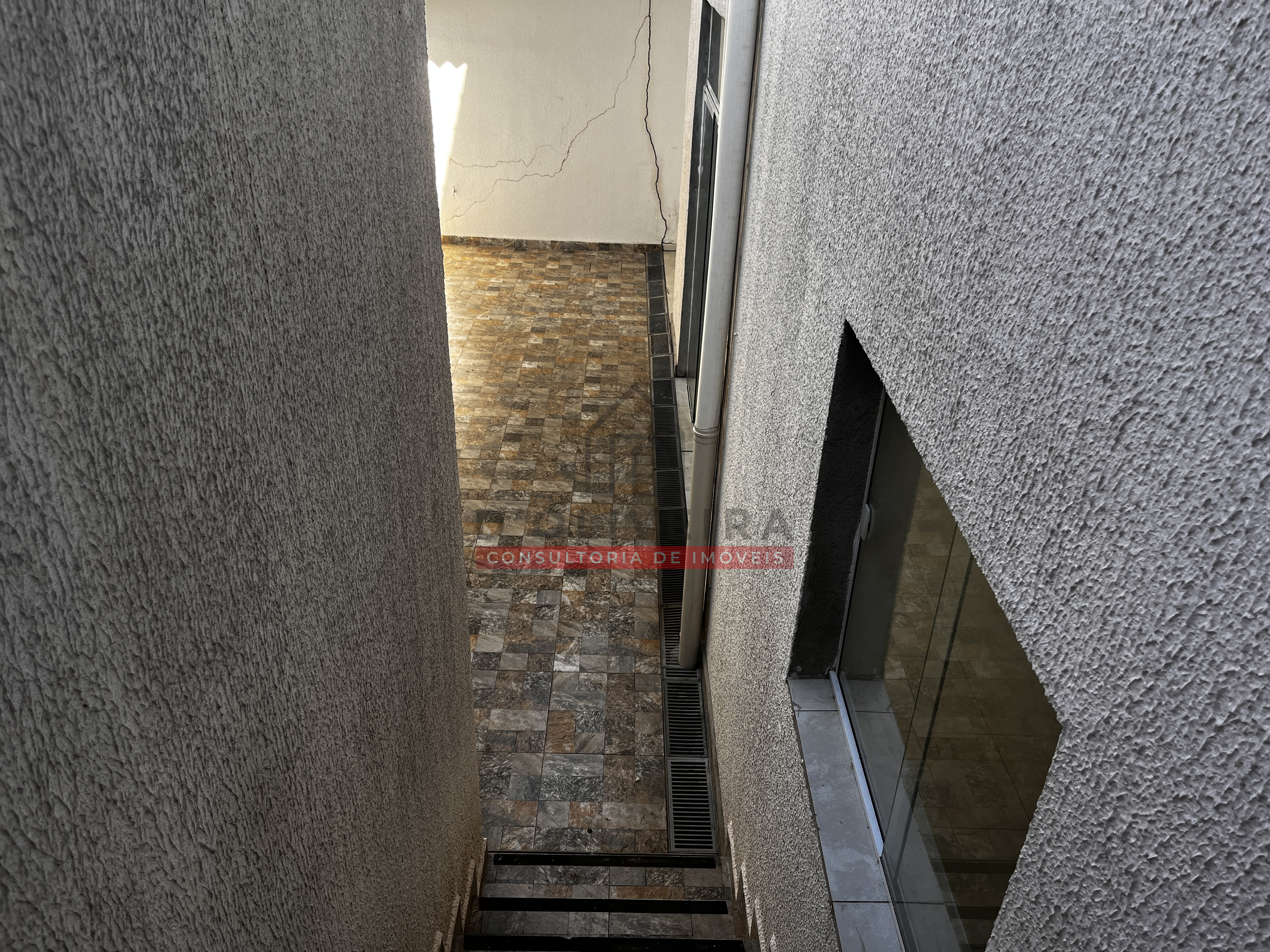 Loja/galpão para locação com 330 metros quadrados no Bairro Cidade Nova Peruíbe - Peruíbe - SP