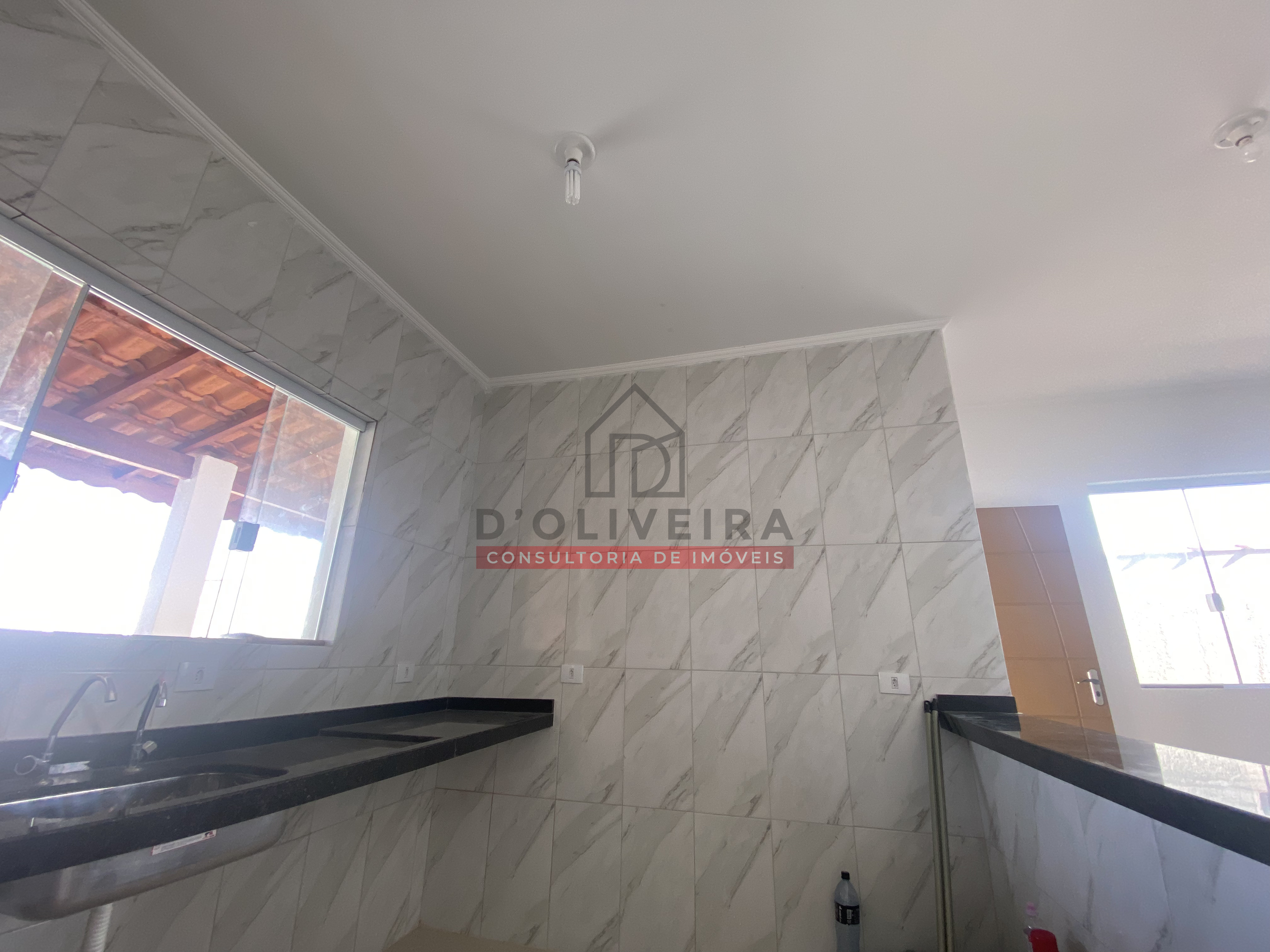 Casa geminada com piscina à venda no Flora Rica 2 - Peruíbe - SP