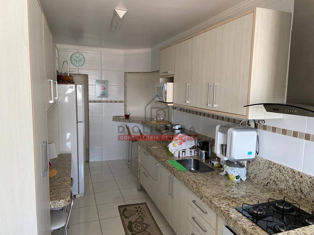 Apartamento com vista para o mar a venda no Bairro Avição - Praia Grande - SP