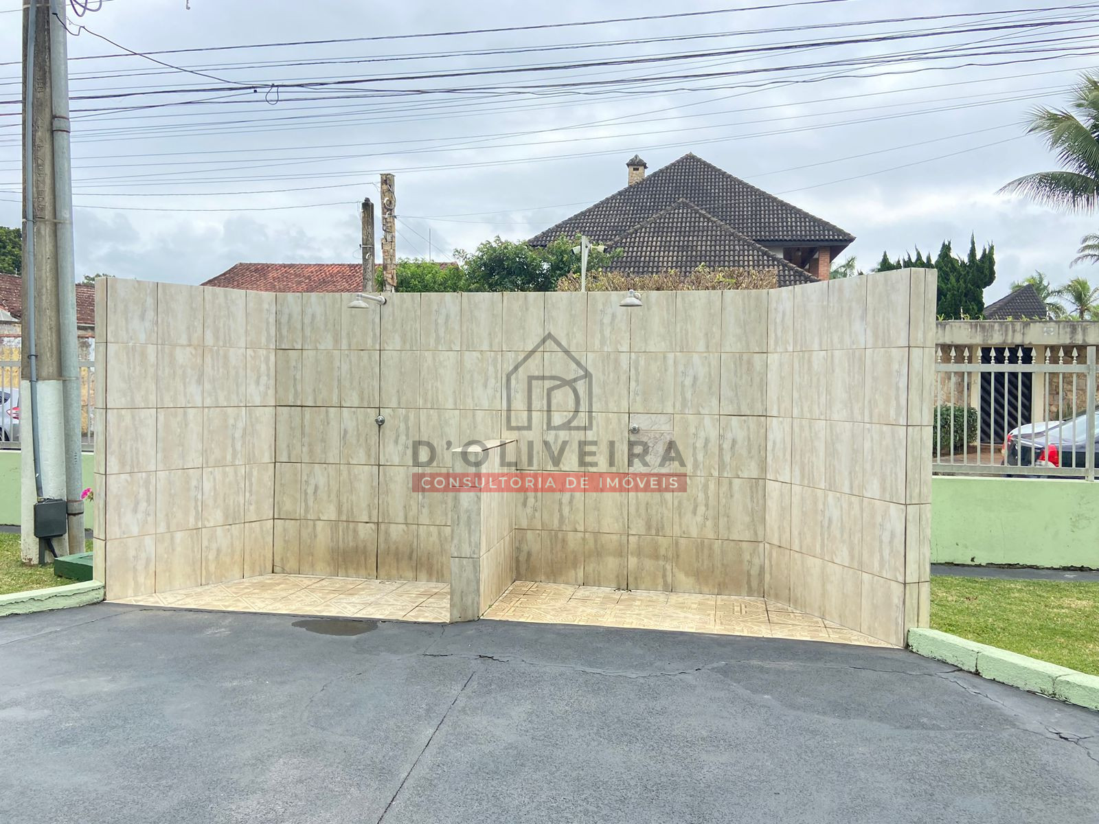 Apartamento para venda e aluguel com 2 quartos no Centro - Peruíbe - SP