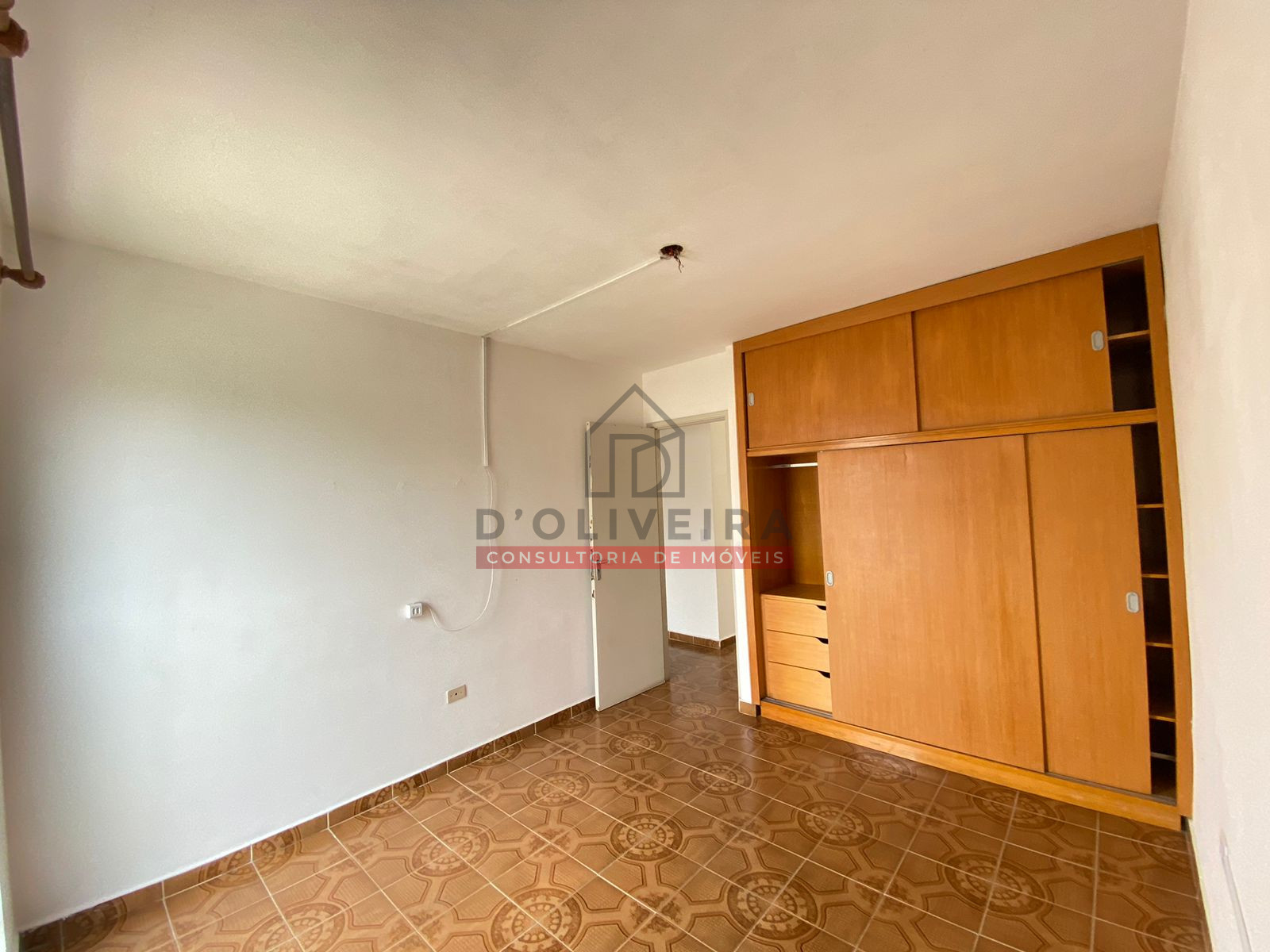 Apartamento para venda e aluguel com 2 quartos no Centro - Peruíbe - SP
