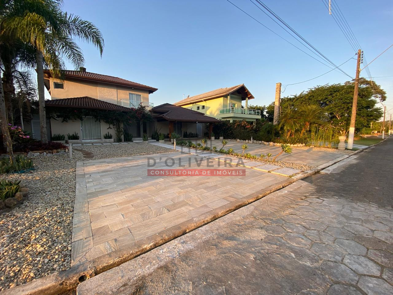 Casa com 4 suítes à venda no condomínio Bougainvillée V - Peruíbe - SP