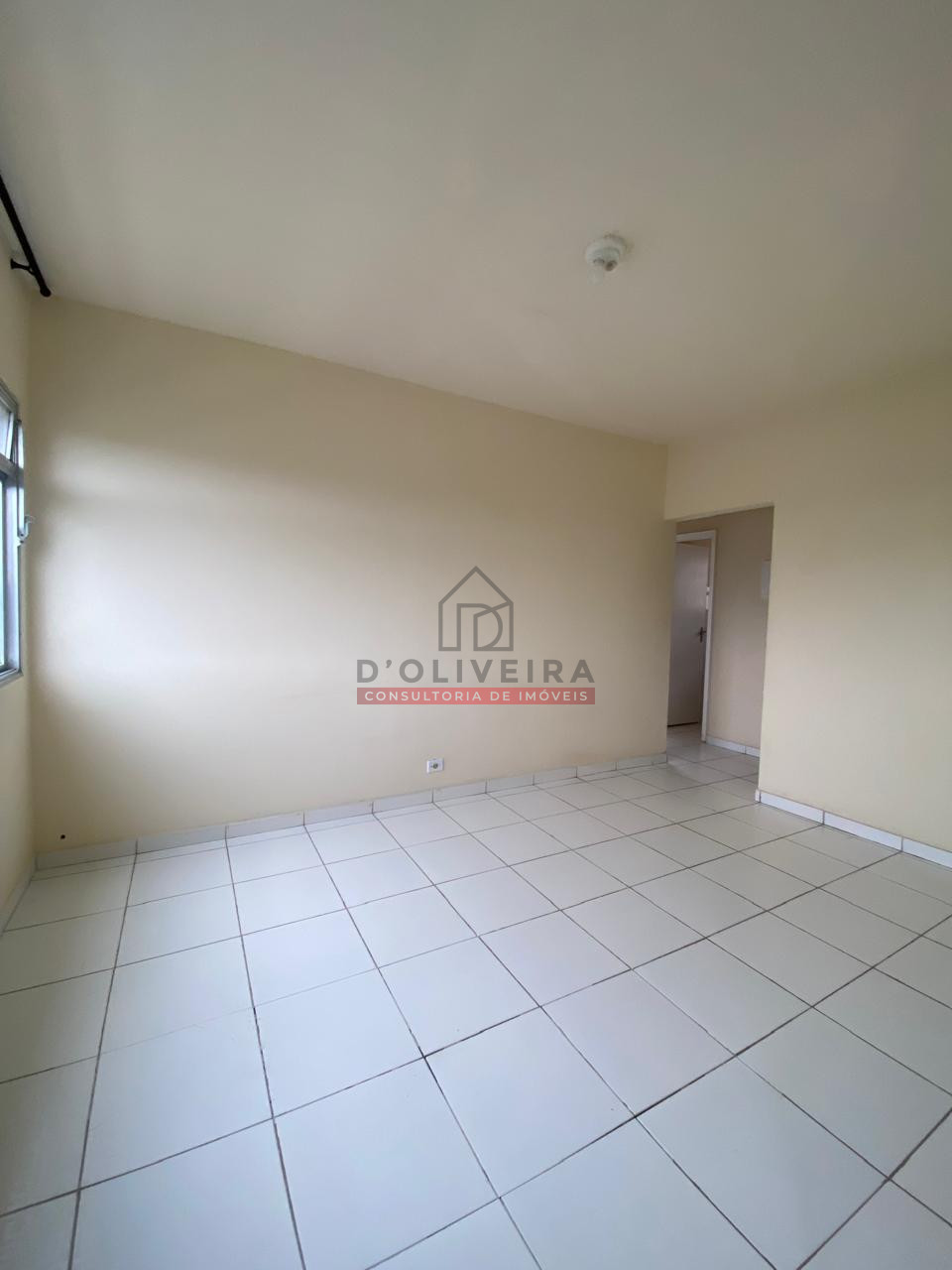 Oportunidade - Apartamento no centro a 100 metros da praia - Peruíbe - SP