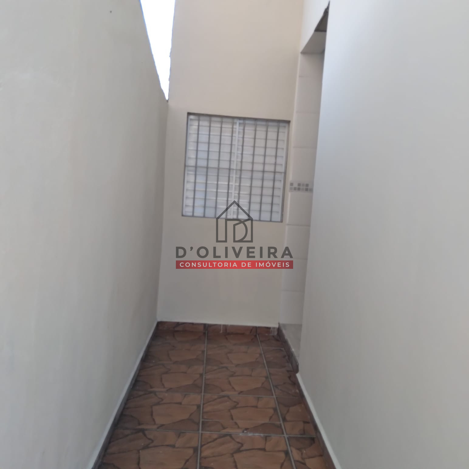 Casa térrea a venda no Bairro Caraguava - Peruíbe - SP