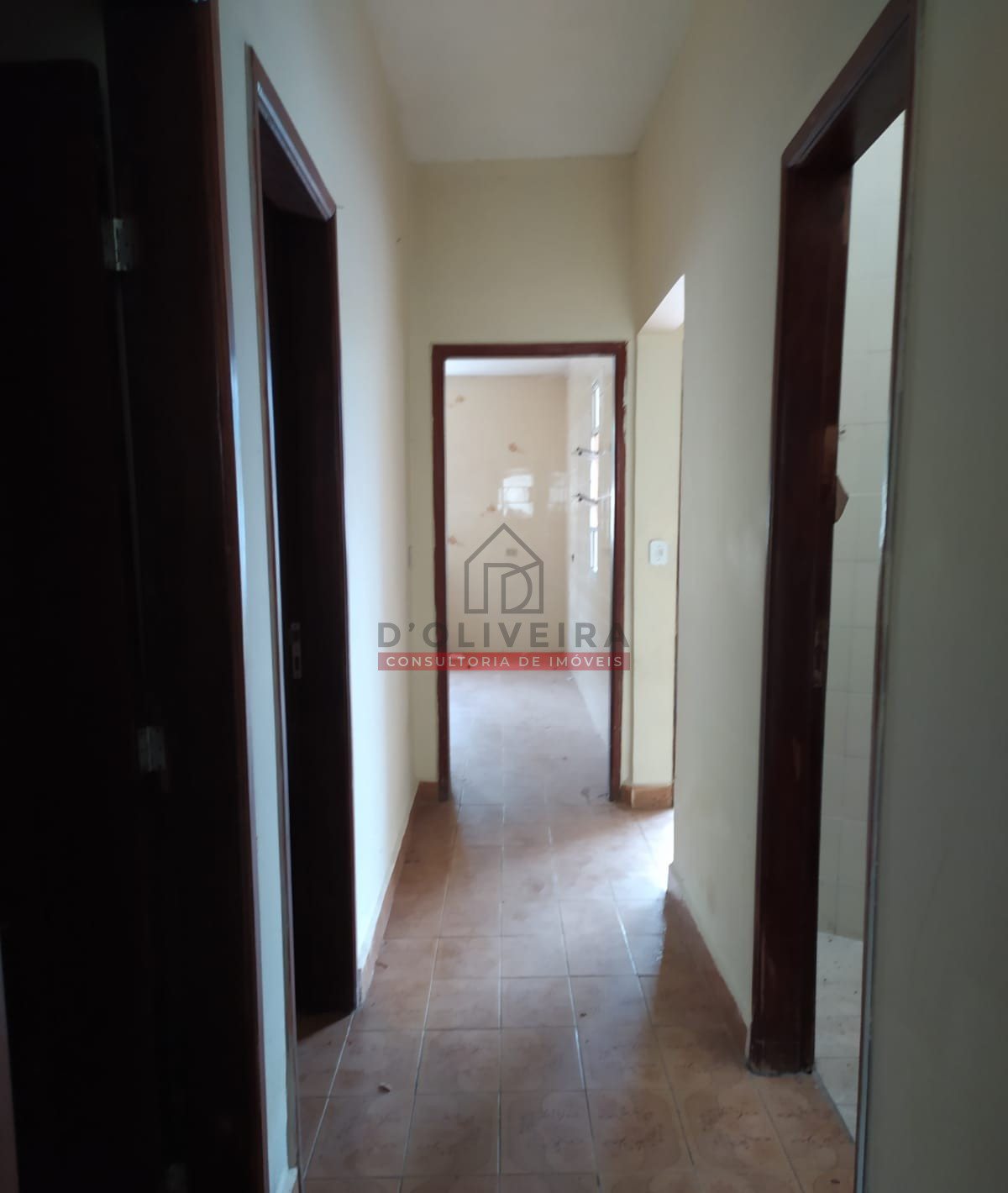 Casa térrea a venda na cidade de Peruíbe - SP