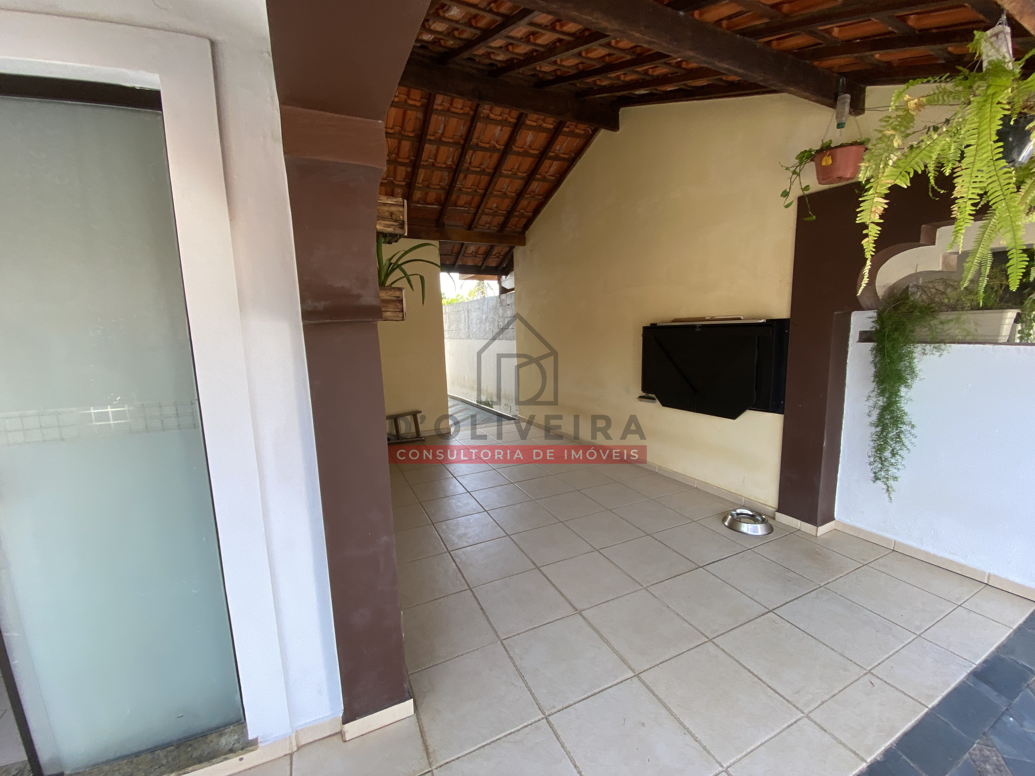 Casa térrea a 50 metros da praia para venda no Stella Maris - Peruíbe - SP