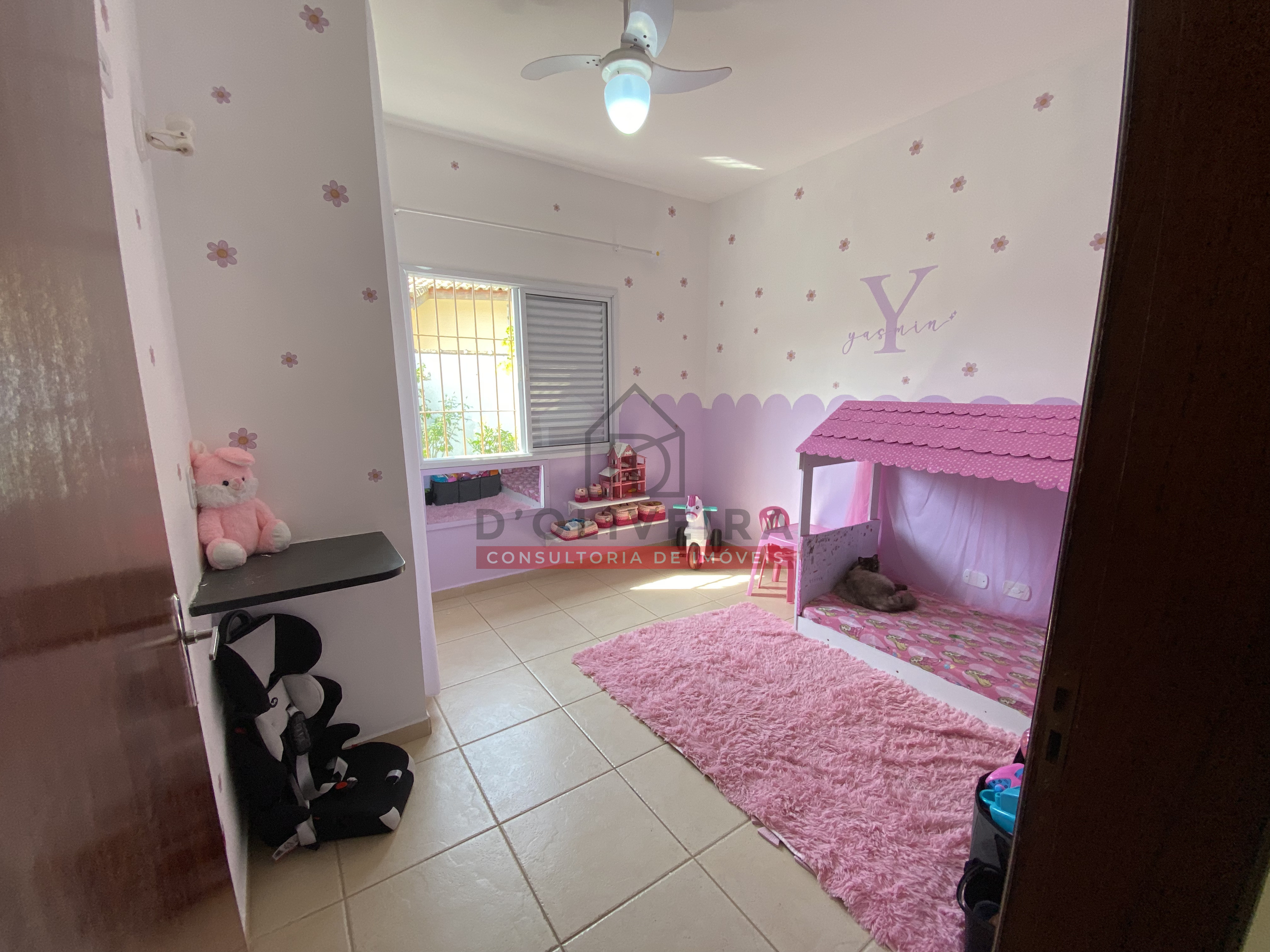 Casa térrea a 50 metros da praia para venda no Stella Maris - Peruíbe - SP