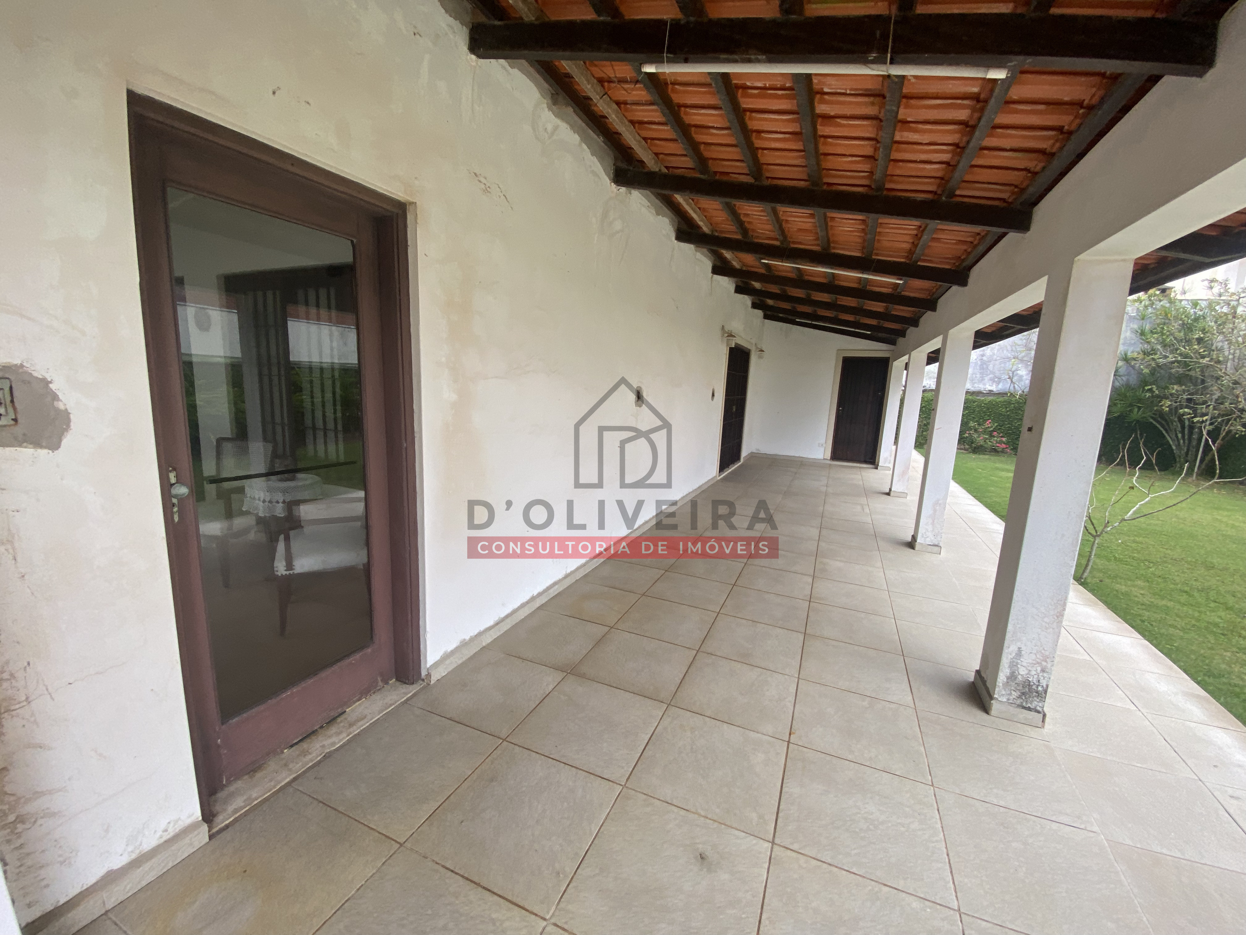 Casa térrea em três terrenos para venda no São João Batista - Peruíbe - SP