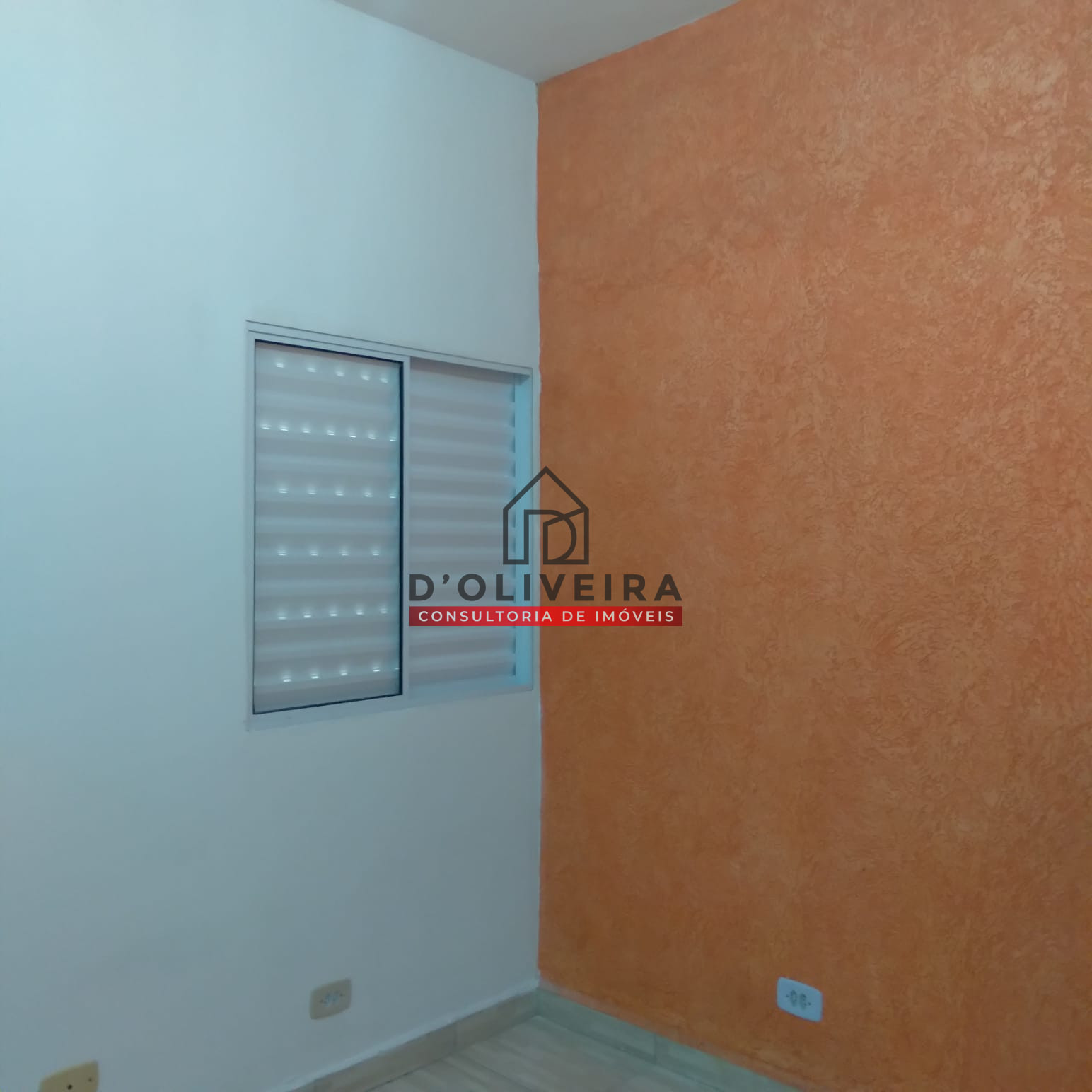 Casa térrea a venda no Bairro Caraguava - Peruíbe - SP