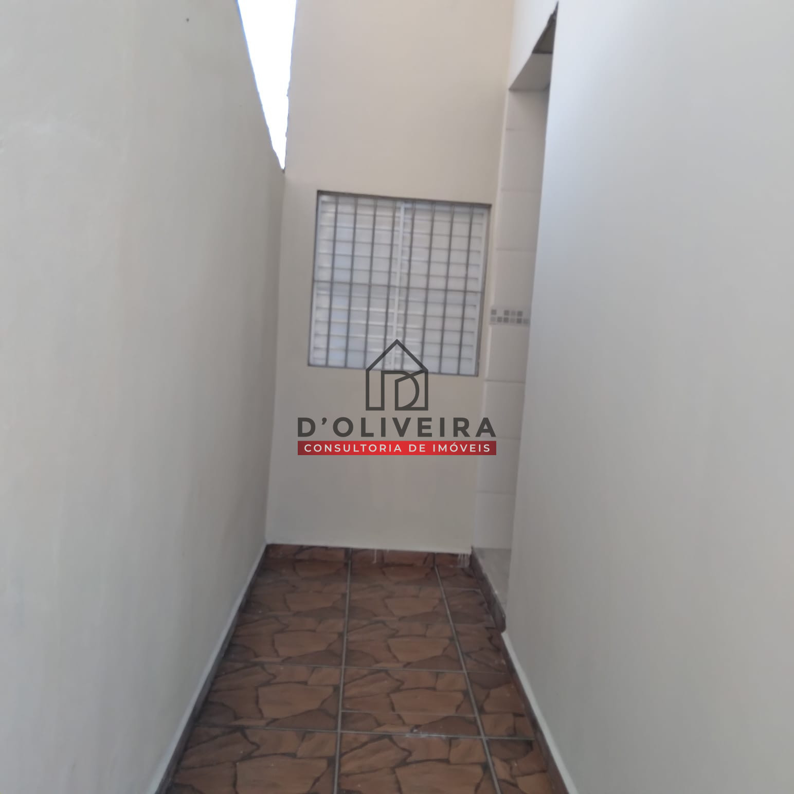 Casa térrea a venda no Bairro Caraguava - Peruíbe - SP