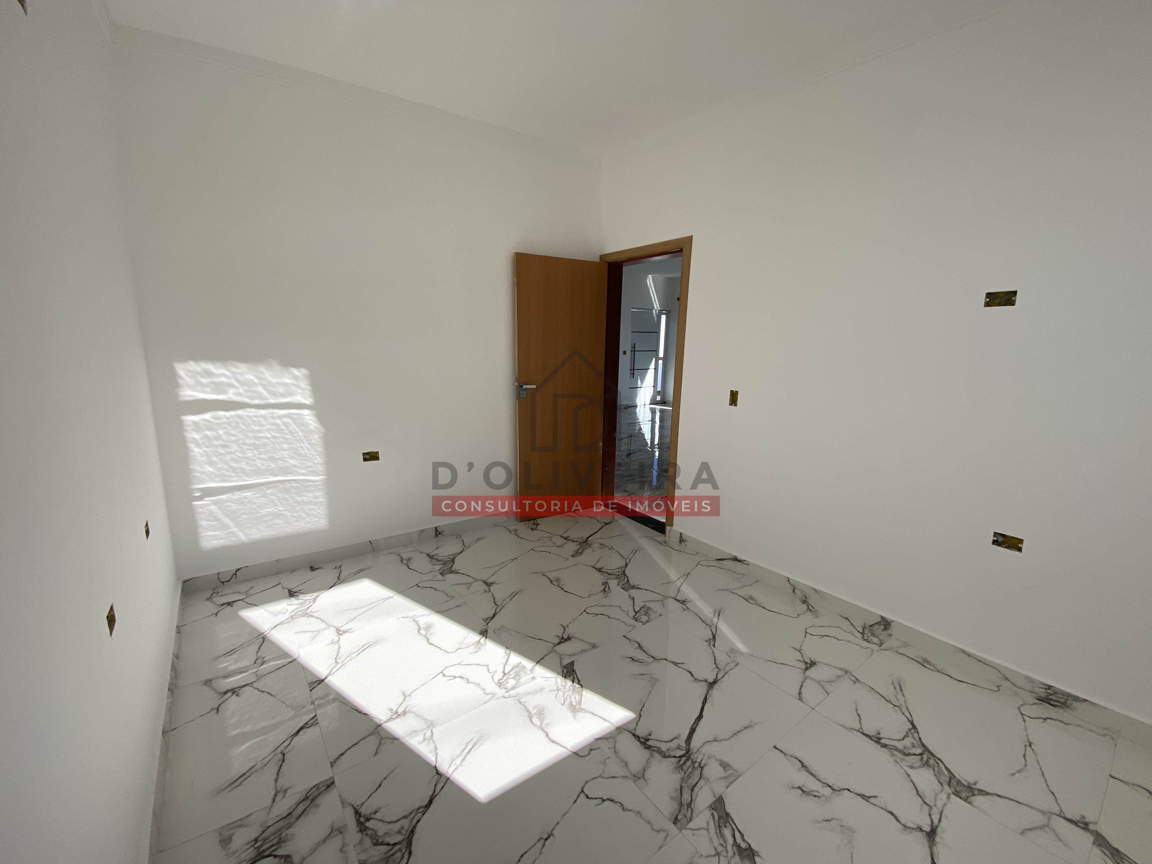 Casa moderna com piscina no Maria Helena Novaes - Peruíbe - SP