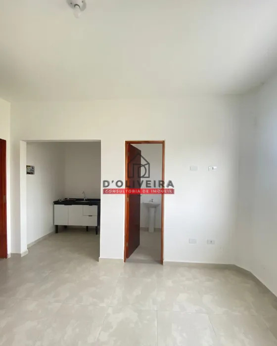 Kitnet com excelente localização a 500 metros da praia em Peruíbe - SP