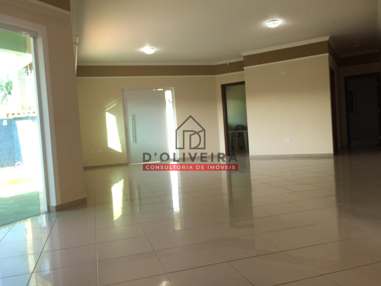 Casa com piscina à venda no Stella Maris - Peruíbe - SP