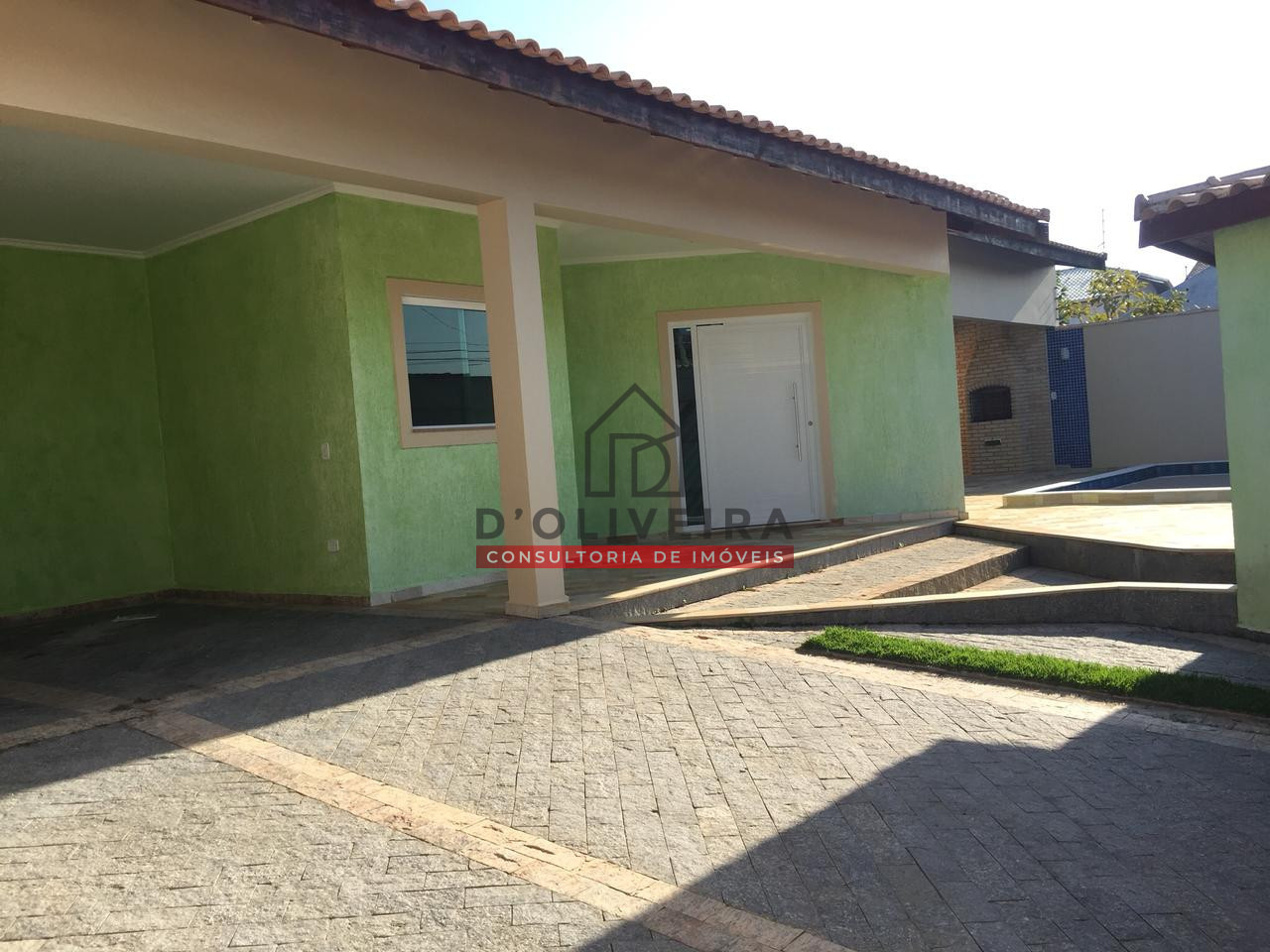 Casa com piscina à venda no Stella Maris - Peruíbe - SP