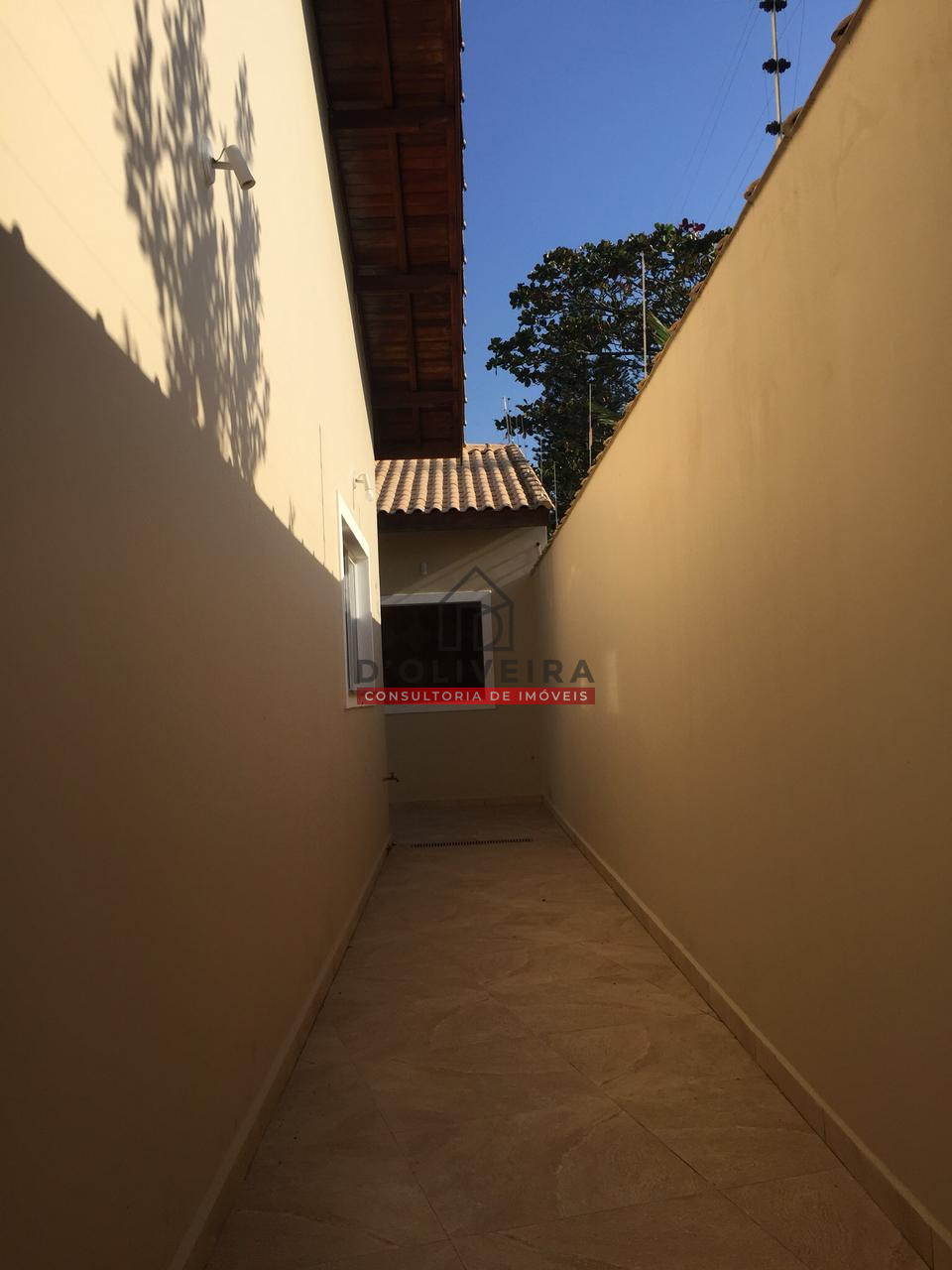 Casa com piscina à venda no Stella Maris - Peruíbe - SP