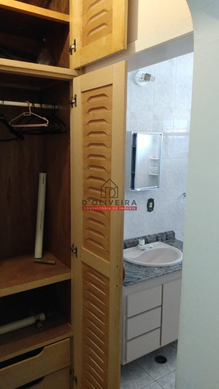 Casa térrea com piscina na Estância São José - Peruíbe - SP