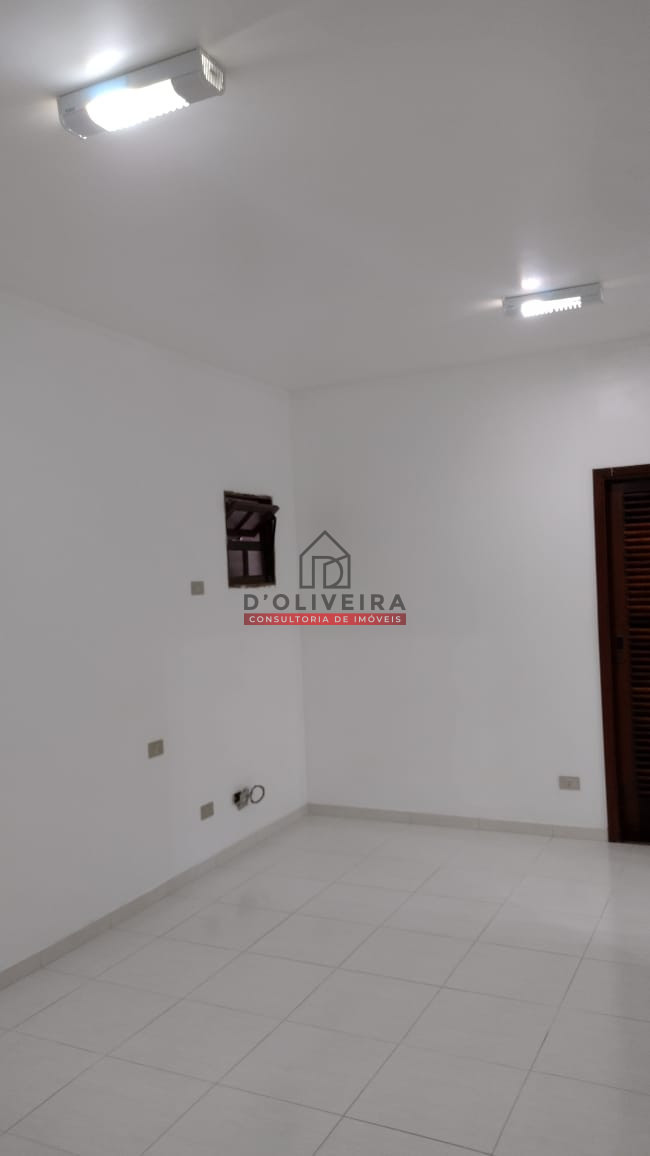 Sobrado com 4 suítes no Centro de Peruíbe- Peruíbe - SP