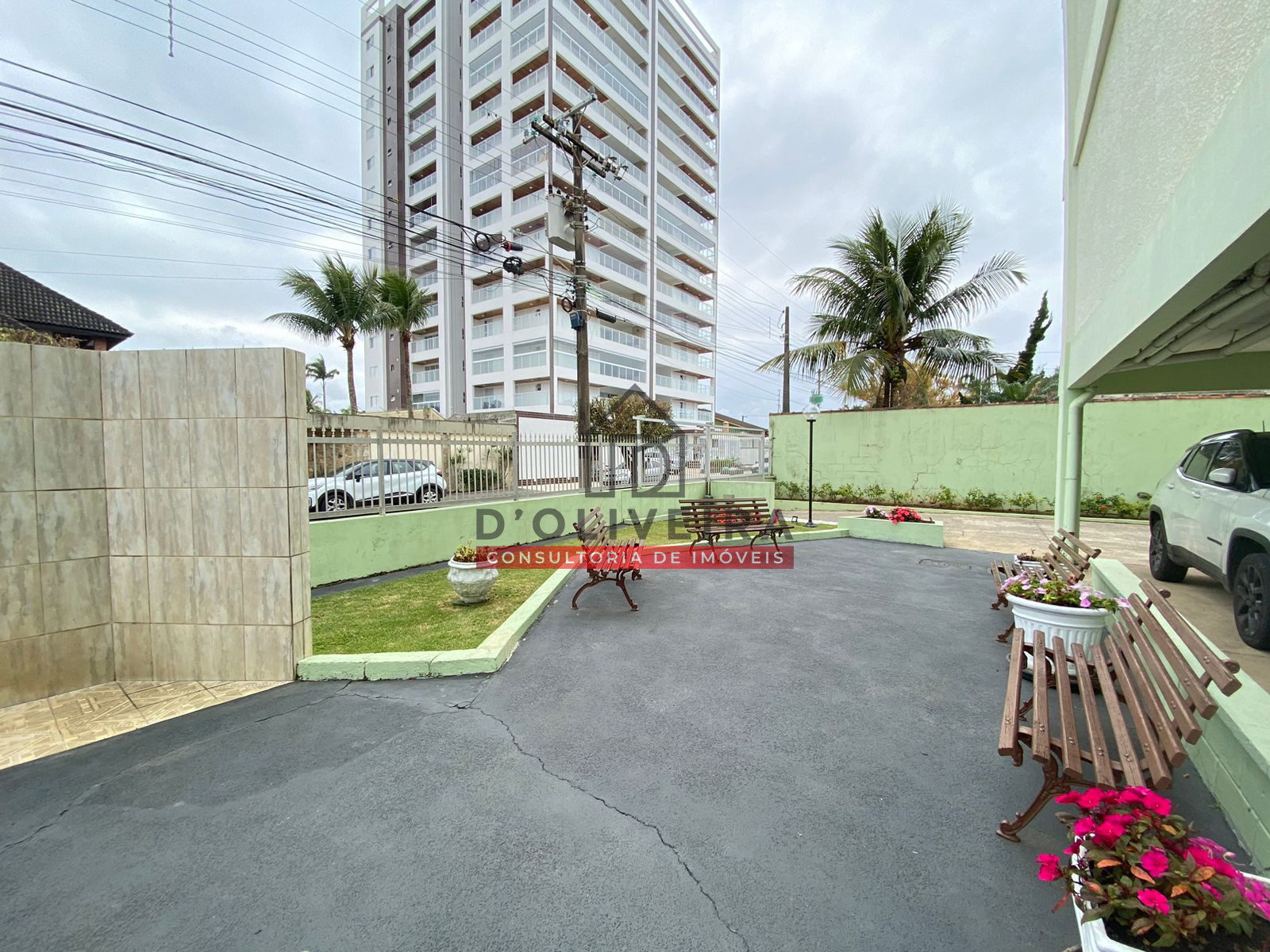 Apartamento com 2 quartos com excelente localização no Bairro Centro - Peruíbe - SP