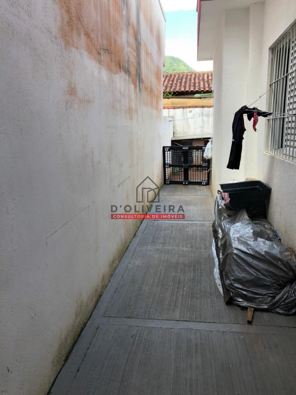 Casa térrea à venda no Jardim Veneza - Peruíbe/SP