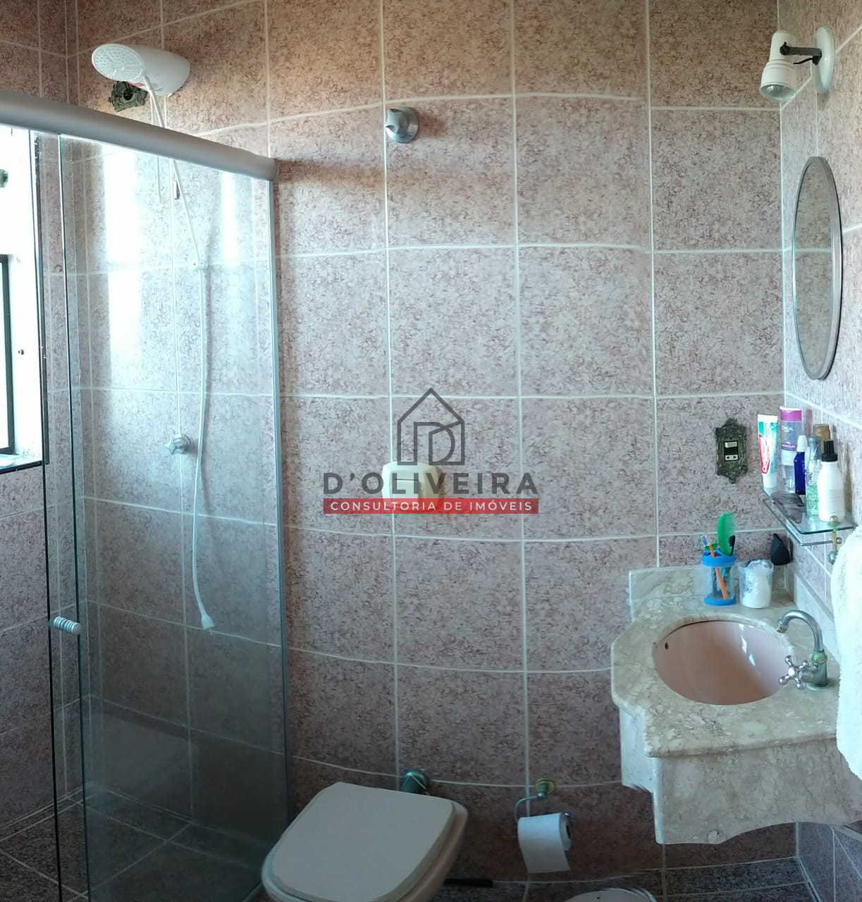 Sobrado com 250m² de terreno à venda no Parque Balneário Oásis - Peruíbe - SP