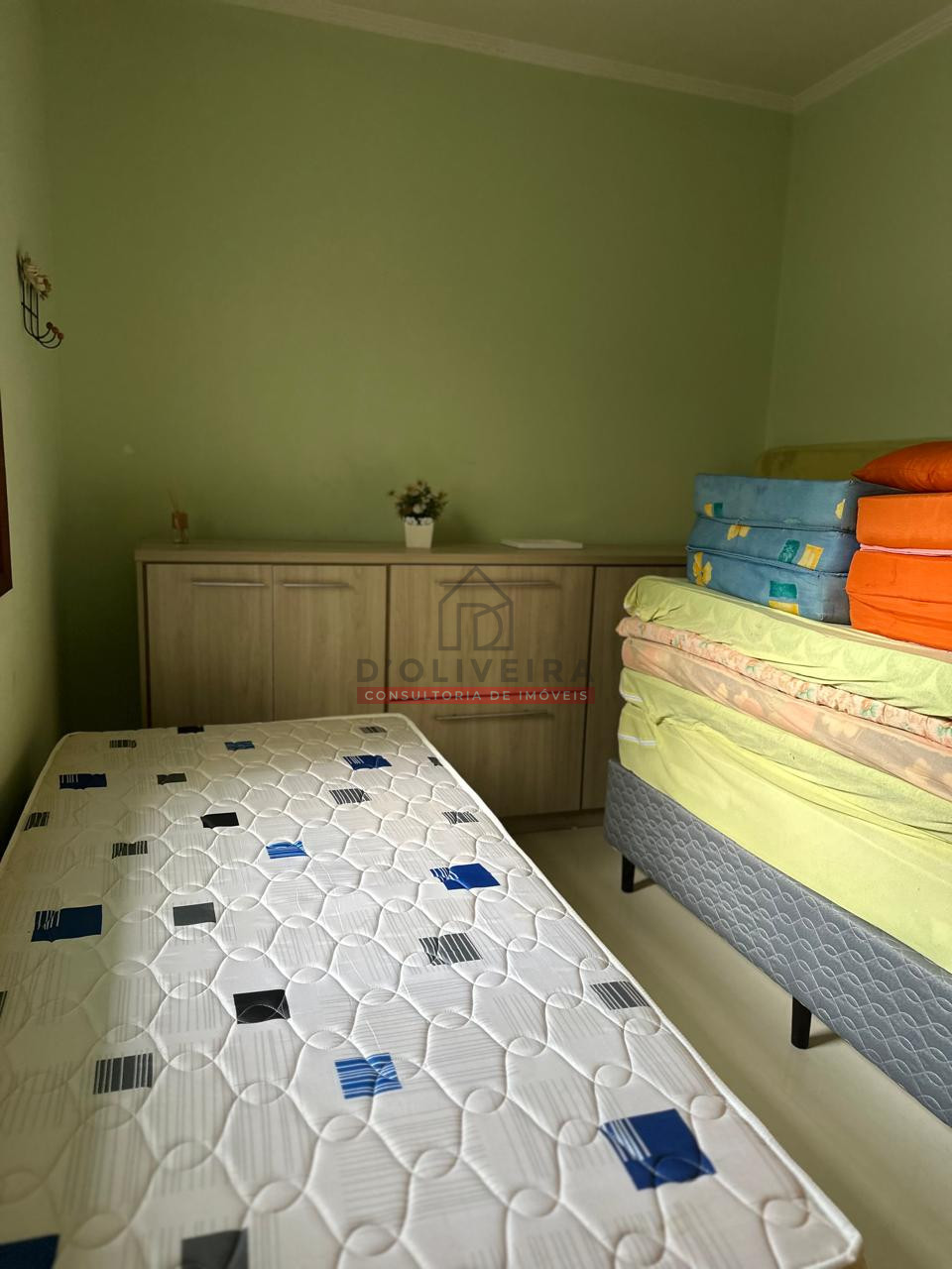 Casa com churrasqueira à venda no Bairro Stella Maris - Peruíbe - SP