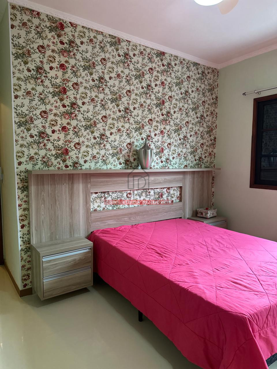 Casa com churrasqueira à venda no Bairro Stella Maris - Peruíbe - SP